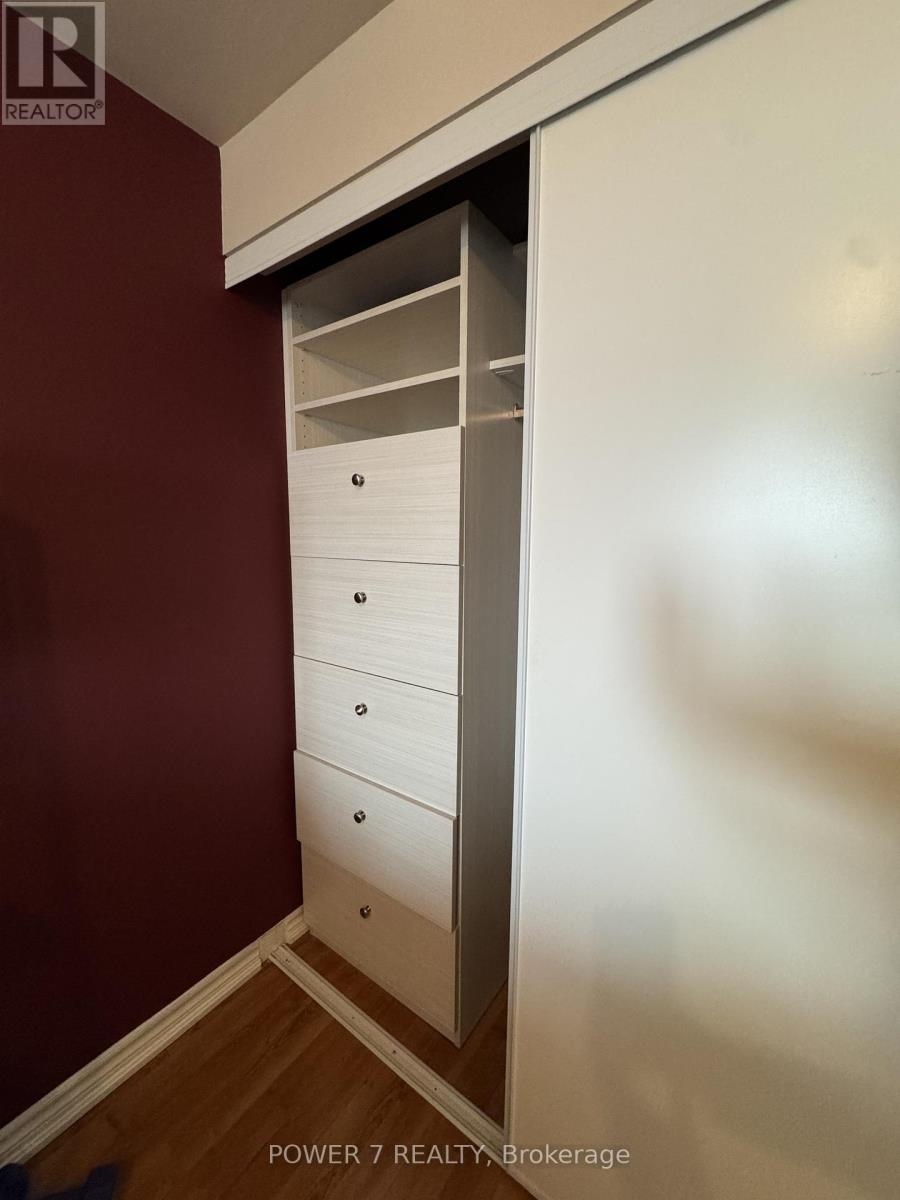 1615 - 9235 Jane Street, Vaughan, Ontario  L6A 0J8 - Photo 15 - N12606136