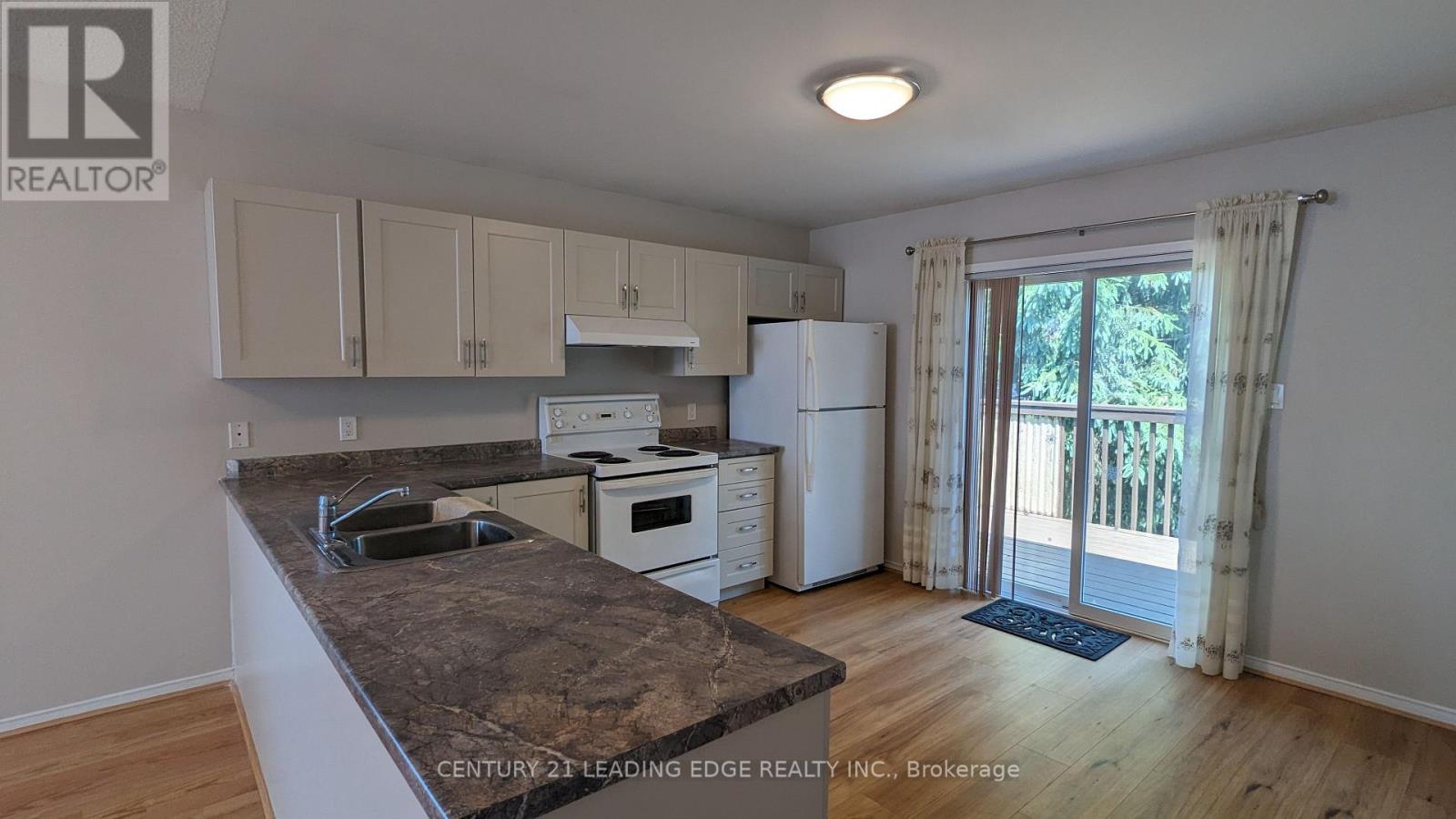 76 Srigley Street, Barrie (Holly), Ontario  L4N 0L7 - Photo 6 - S12606130