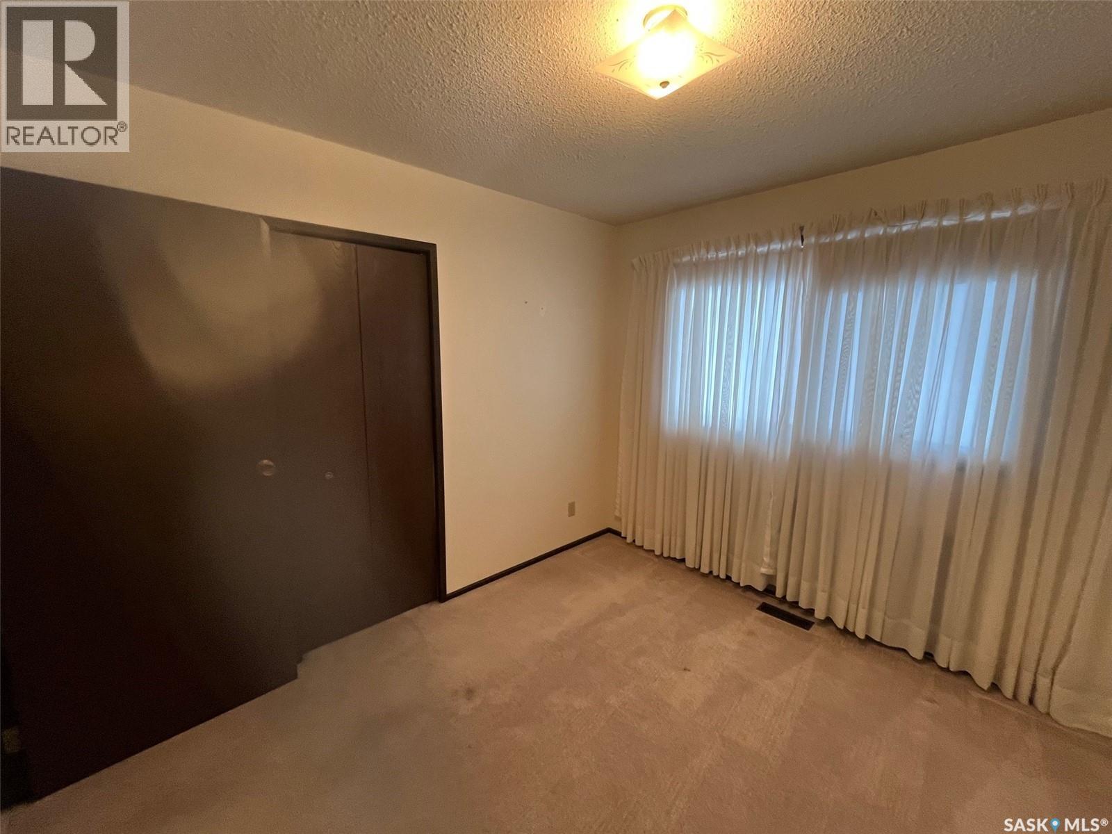 403 Cedar Avenue, Buckland Rm No. 491, Saskatchewan  S6V 5R3 - Photo 17 - SK025262