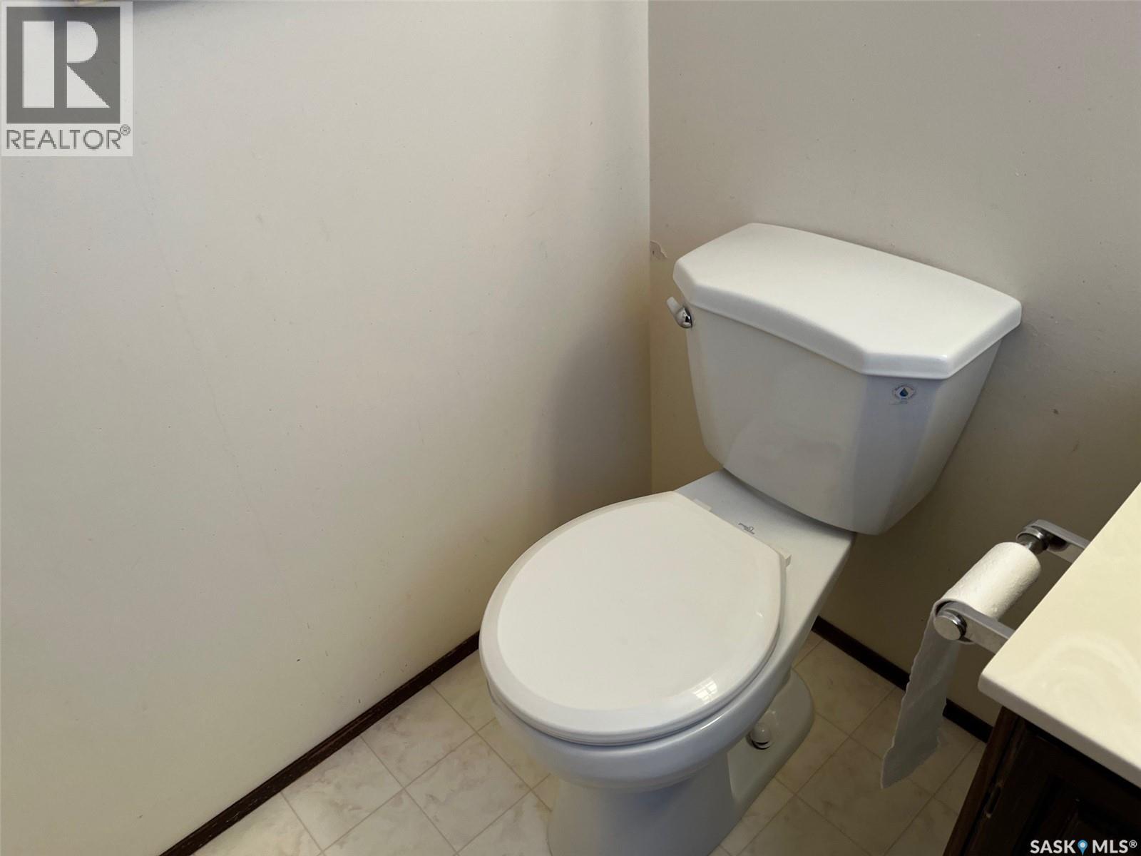 403 Cedar Avenue, Buckland Rm No. 491, Saskatchewan  S6V 5R3 - Photo 25 - SK025262