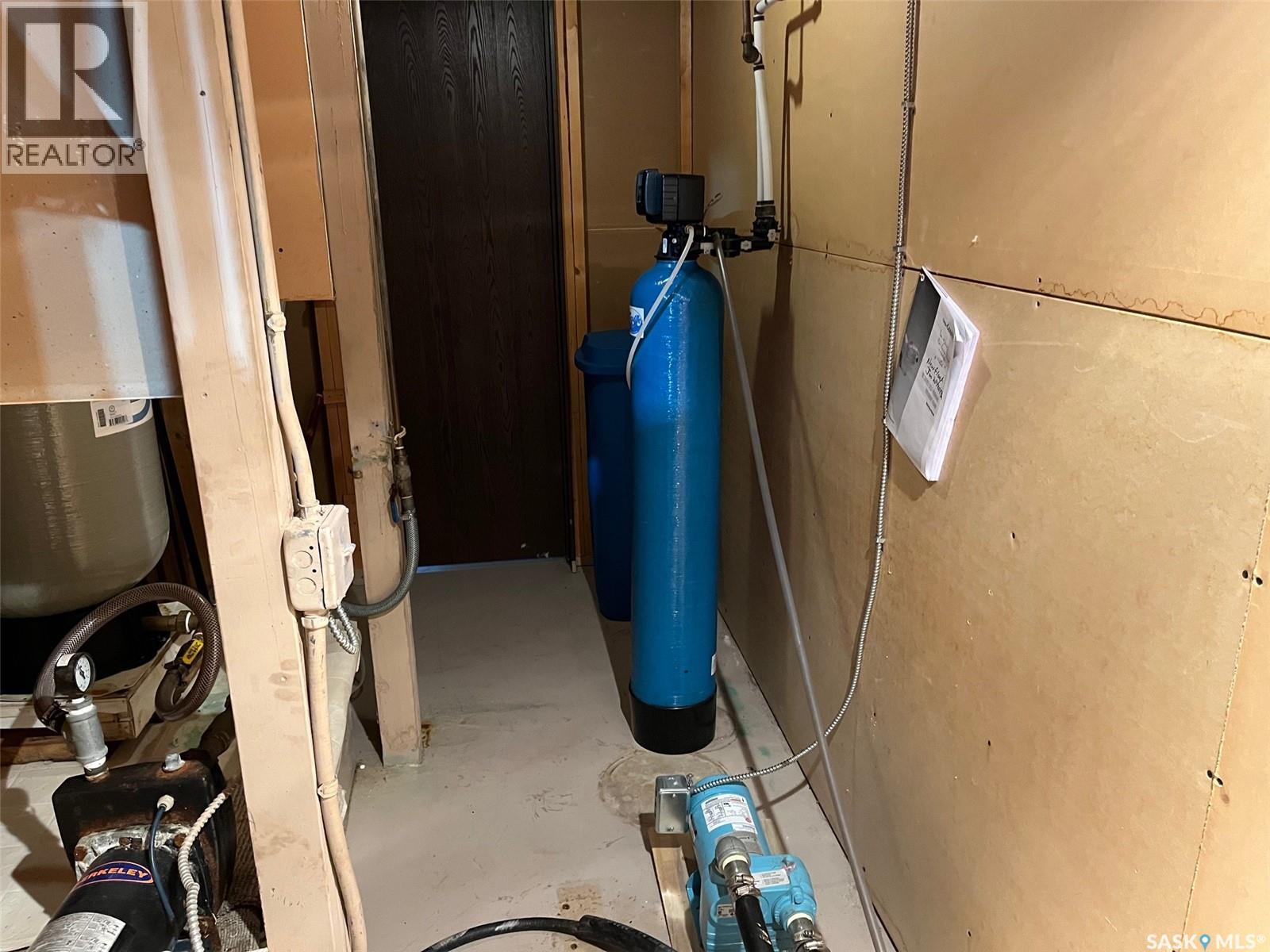 403 Cedar Avenue, Buckland Rm No. 491, Saskatchewan  S6V 5R3 - Photo 32 - SK025262