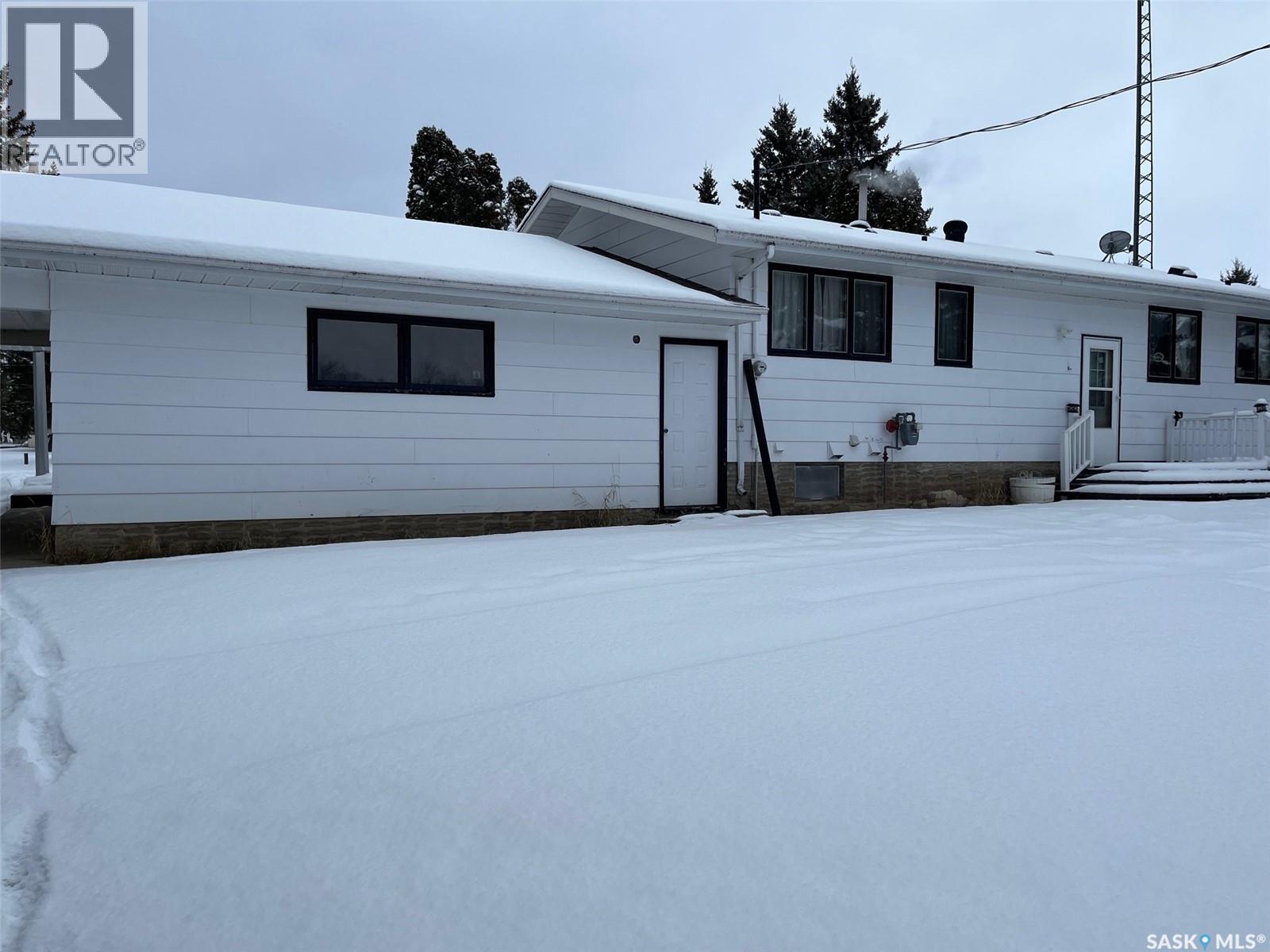 403 Cedar Avenue, Buckland Rm No. 491, Saskatchewan  S6V 5R3 - Photo 4 - SK025262