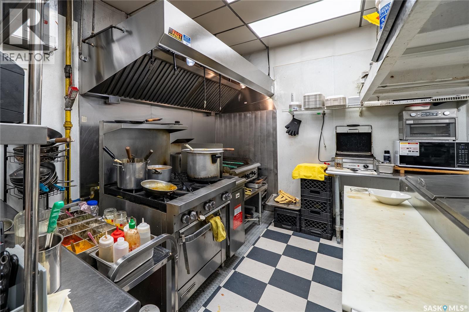 221 Victoria Avenue, Regina, Saskatchewan  S4N 0P4 - Photo 19 - SK025212