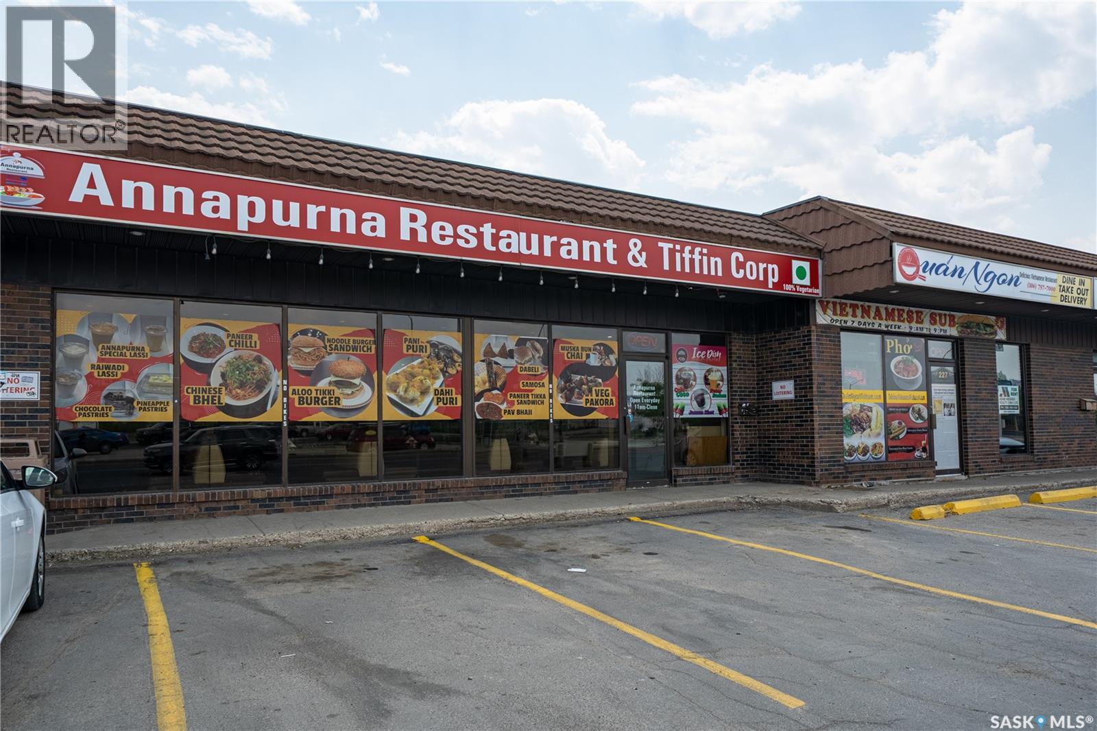 221 Victoria Avenue, Regina, Saskatchewan  S4N 0P4 - Photo 3 - SK025212