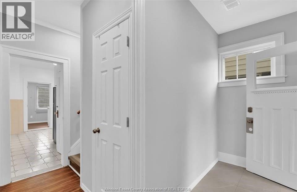 930 Church Street Unit# Upper, Windsor, Ontario N9A 4T9 - Photo 7 - 25031247