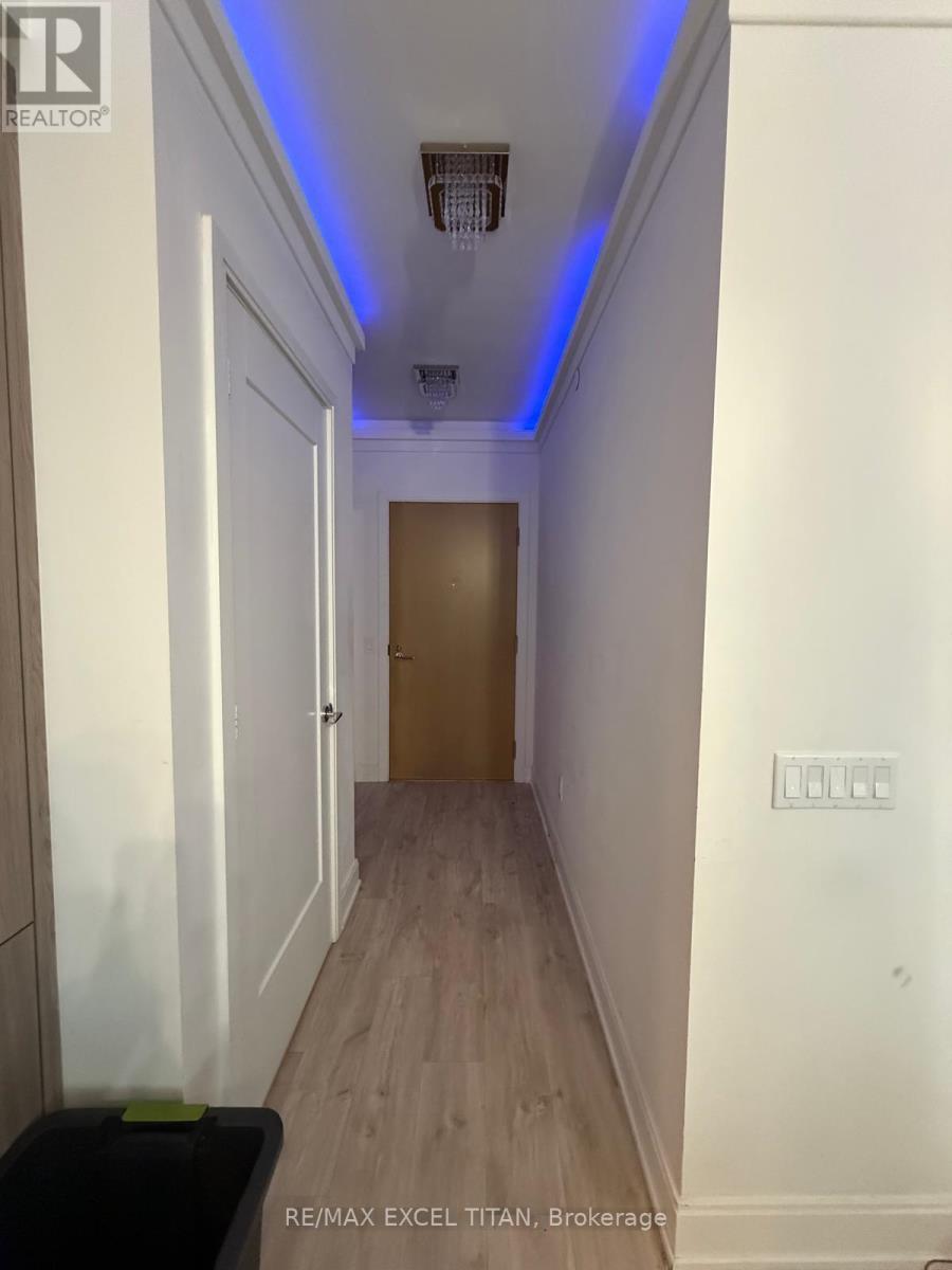 906 - 65 Annie Craig Drive, Toronto, Ontario  M8V 0C4 - Photo 3 - W12606076