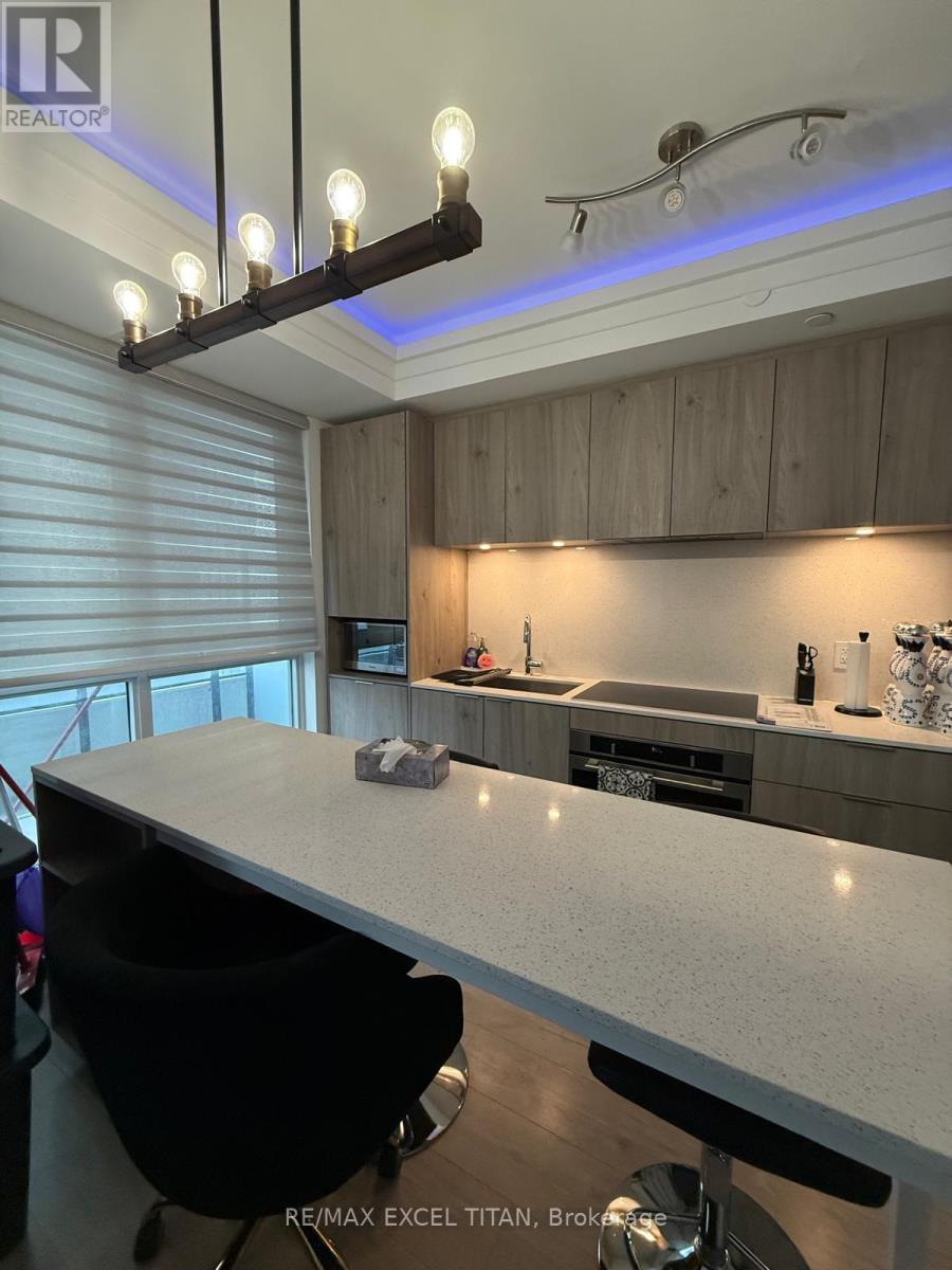 906 - 65 Annie Craig Drive, Toronto, Ontario  M8V 0C4 - Photo 7 - W12606076