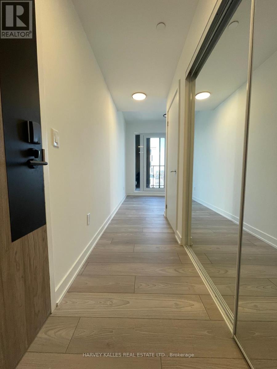 730 - 1007 The Queensway, Toronto, Ontario  M8Z 6C7 - Photo 5 - W12606078