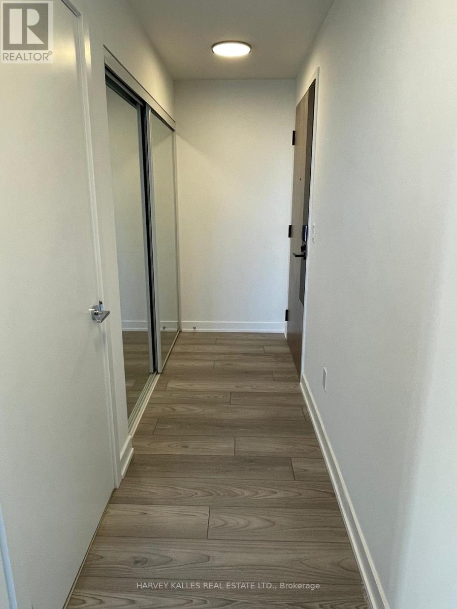 730 - 1007 The Queensway, Toronto, Ontario  M8Z 6C7 - Photo 6 - W12606078