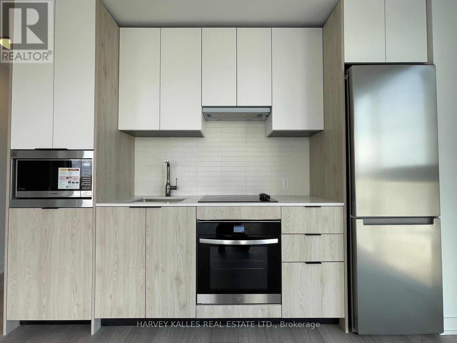 730 - 1007 The Queensway, Toronto, Ontario  M8Z 6C7 - Photo 9 - W12606078