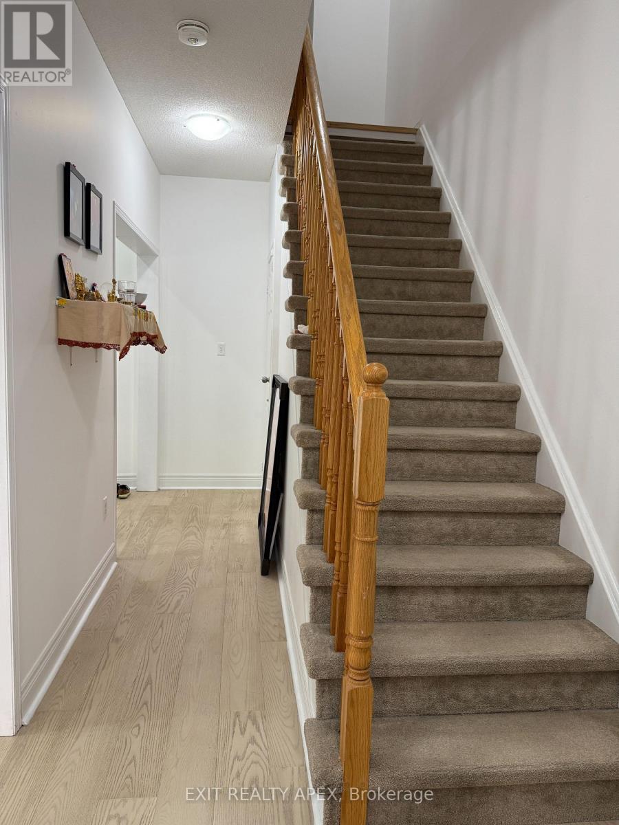 78 Fandago Drive, Brampton, Ontario  L6X 0R4 - Photo 13 - W12606088