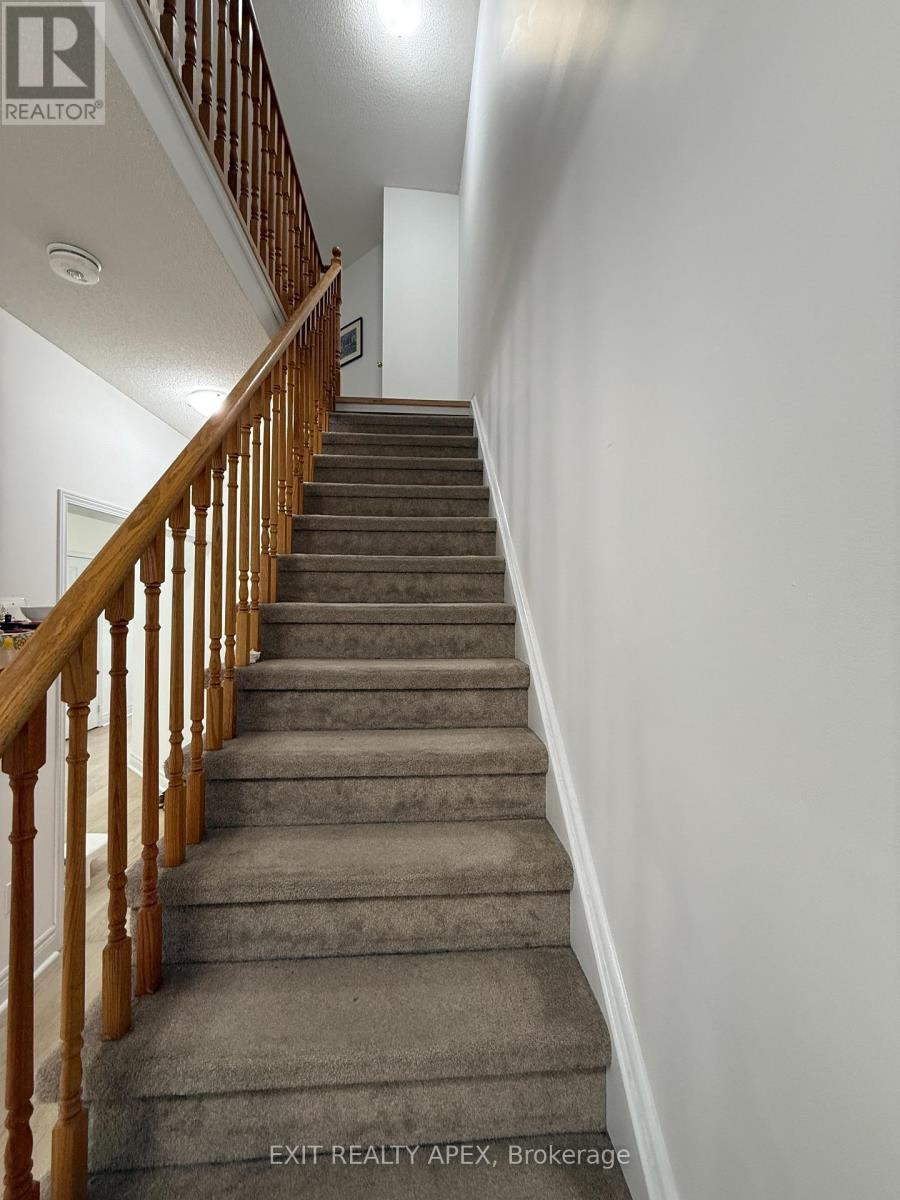 78 Fandago Drive, Brampton, Ontario  L6X 0R4 - Photo 14 - W12606088