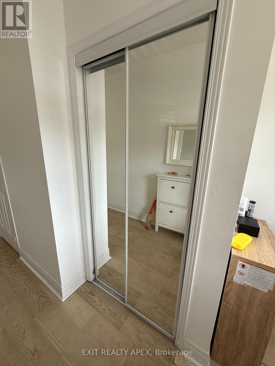 78 Fandago Drive, Brampton, Ontario  L6X 0R4 - Photo 2 - W12606088