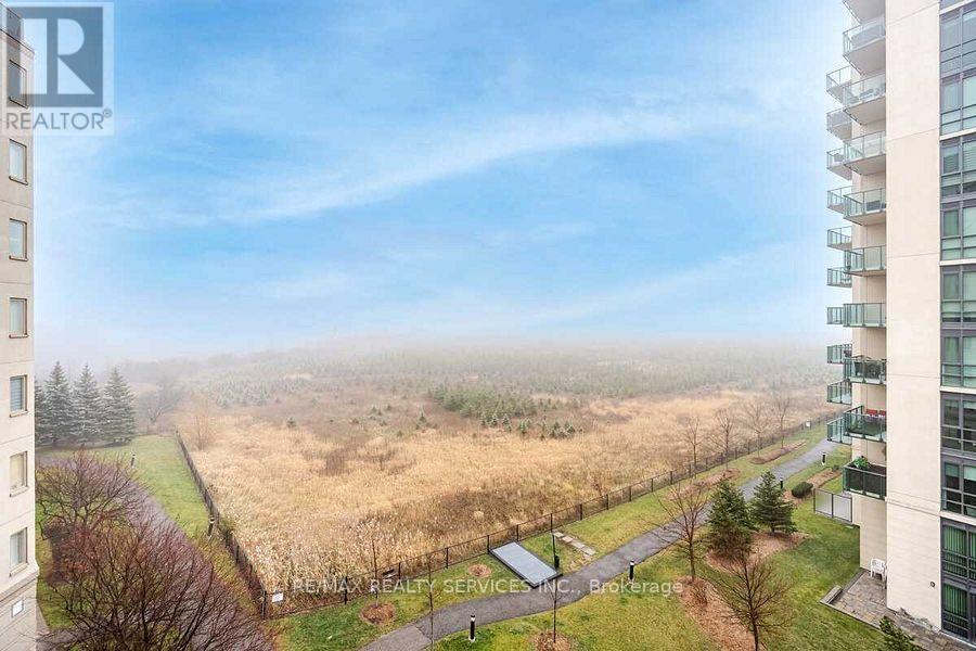 508 - 10 Dayspring Circle, Brampton, Ontario  L6P 1B9 - Photo 15 - W12606102