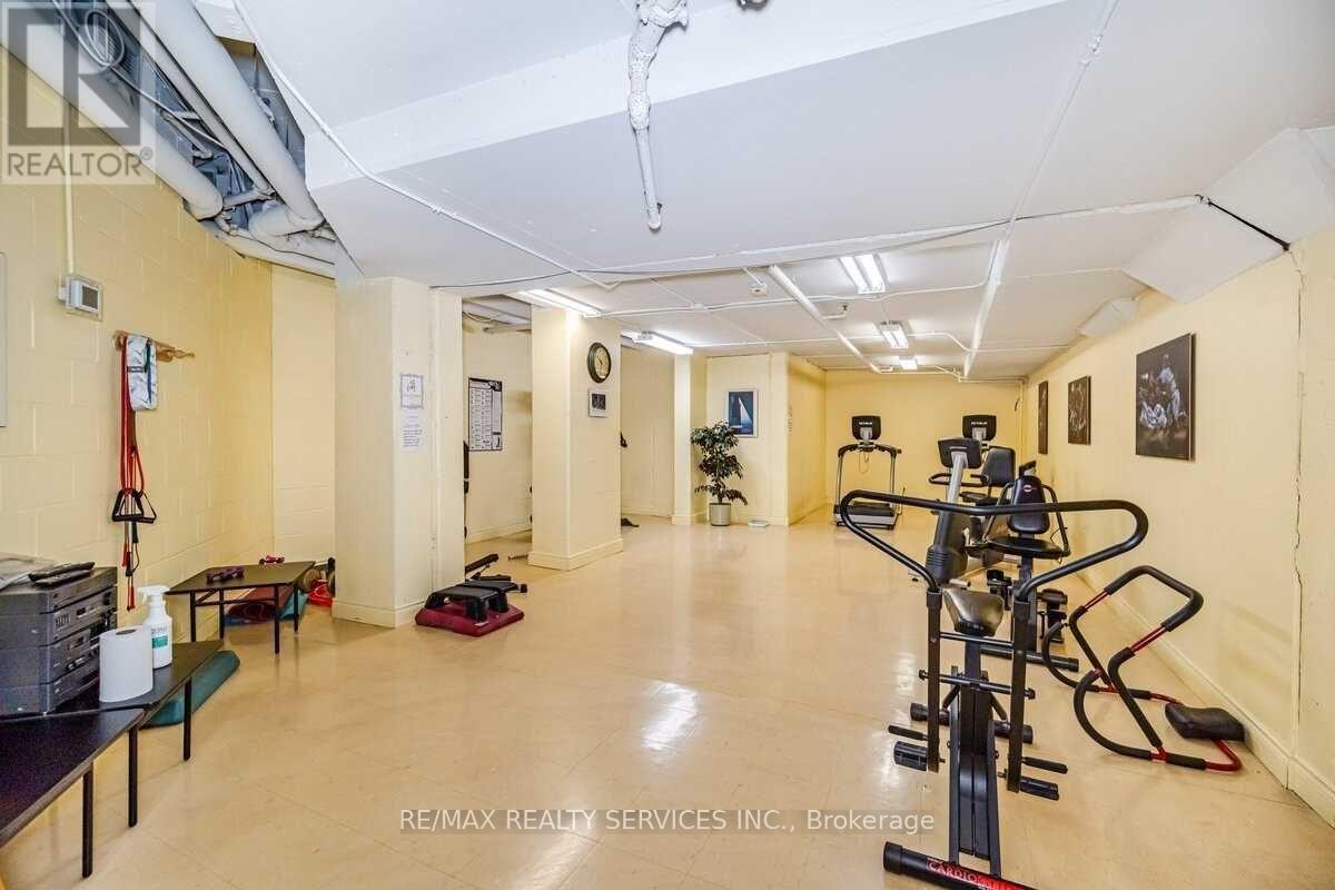 508 - 10 Dayspring Circle, Brampton, Ontario  L6P 1B9 - Photo 20 - W12606102