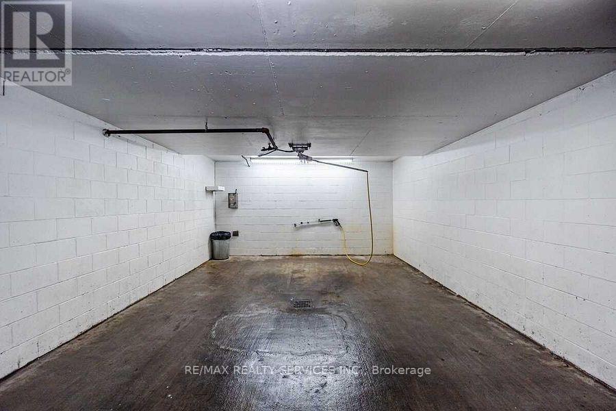 508 - 10 Dayspring Circle, Brampton, Ontario  L6P 1B9 - Photo 25 - W12606102