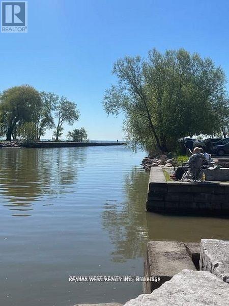 404 - 1535 Lakeshore Road E, Mississauga, Ontario  L5E 3E2 - Photo 49 - W12606108