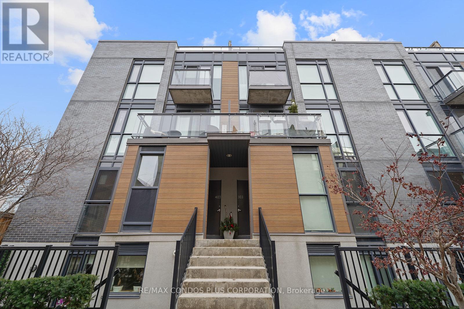 402 - 5 SOUSA MENDES STREET, Toronto, Ontario