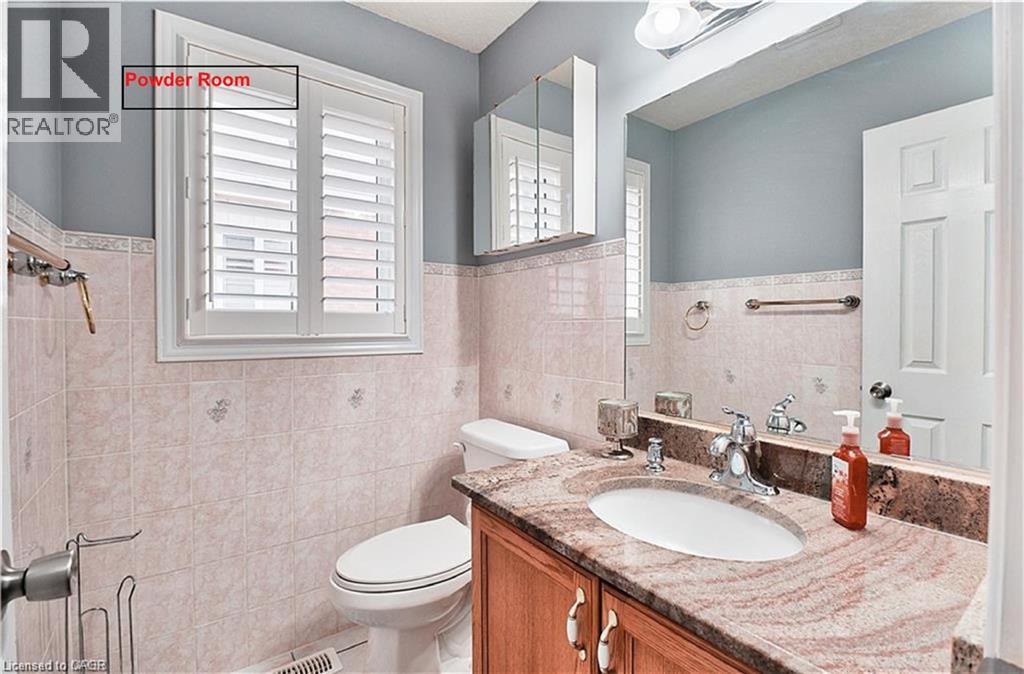 112 Hollyridge Crescent, Kitchener, Ontario  N2N 3L9 - Photo 2 - 40792632