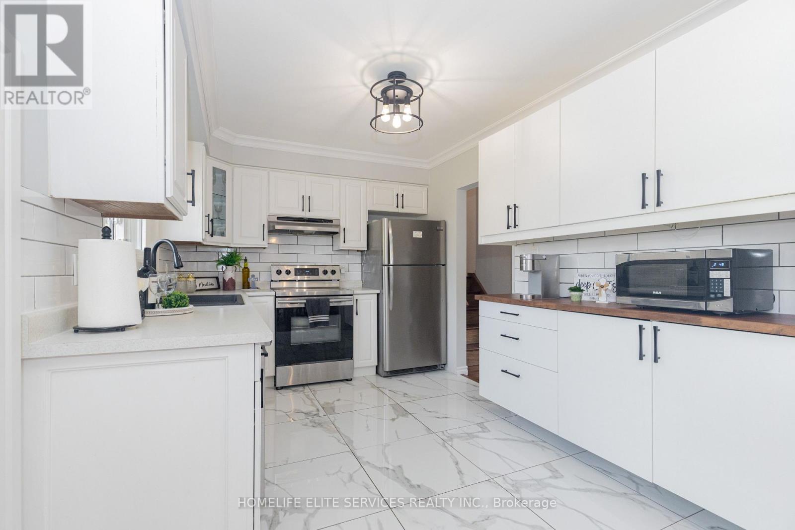 323 Central Pk Boulevard N, Oshawa, Ontario  L1G 5Z5 - Photo 11 - E12398452