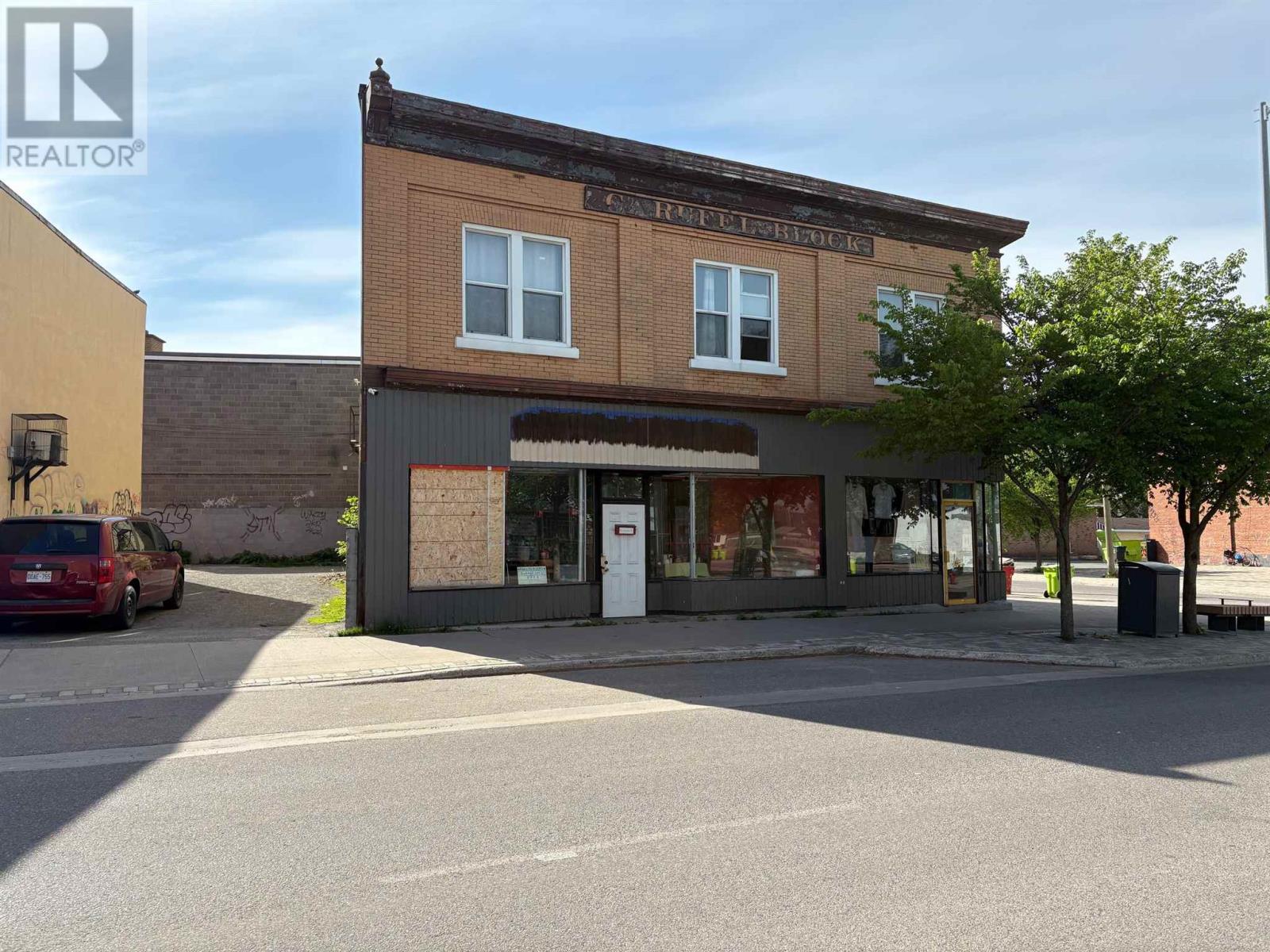 146 Gore St, Sault Ste. Marie, Ontario  P6A 1M2 - Photo 2 - SM253386