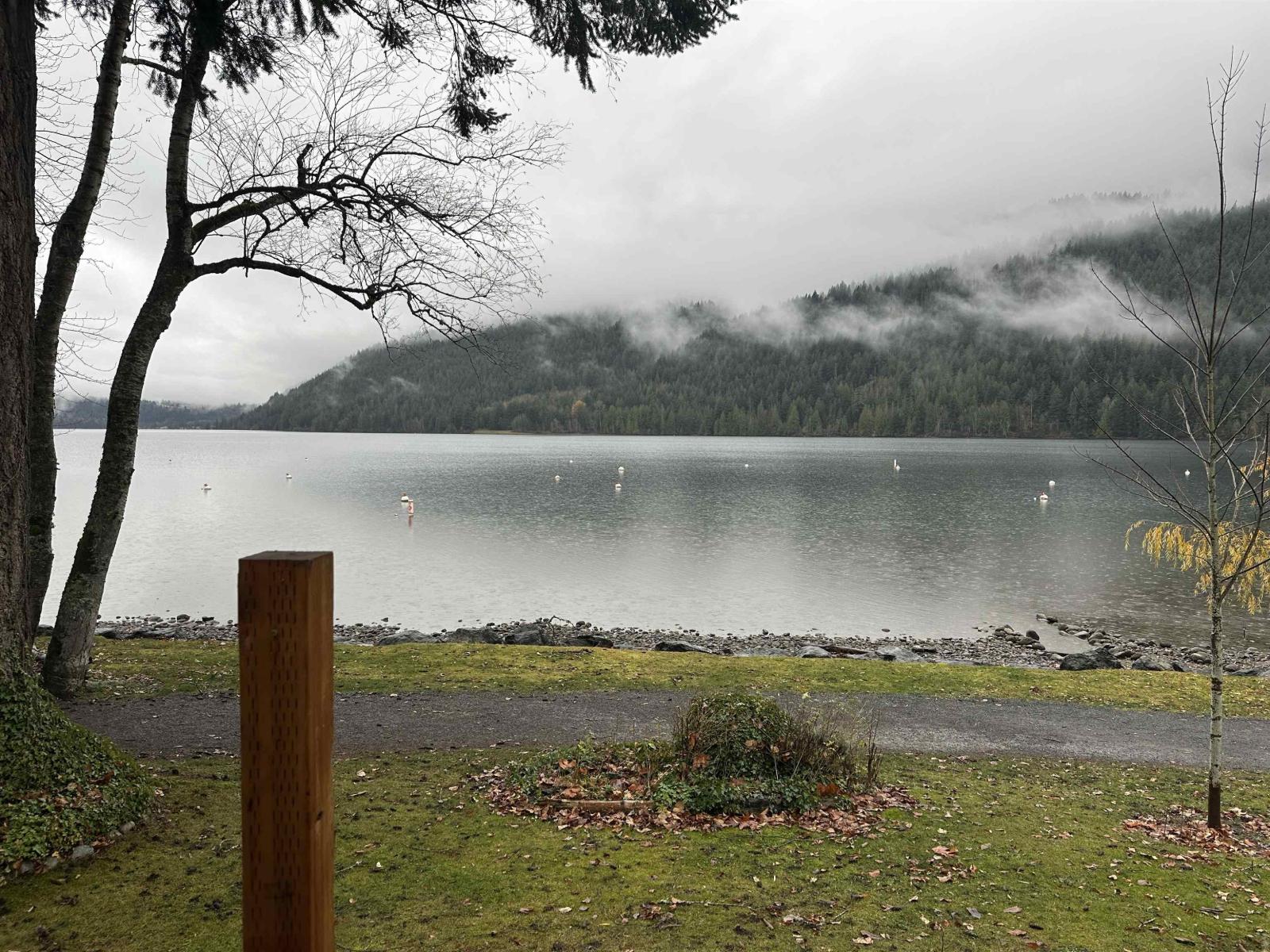 183 First Avenue, Cultus Lake North, Cultus Lake, British Columbia  V2R 4Z4 - Photo 17 - R3072480