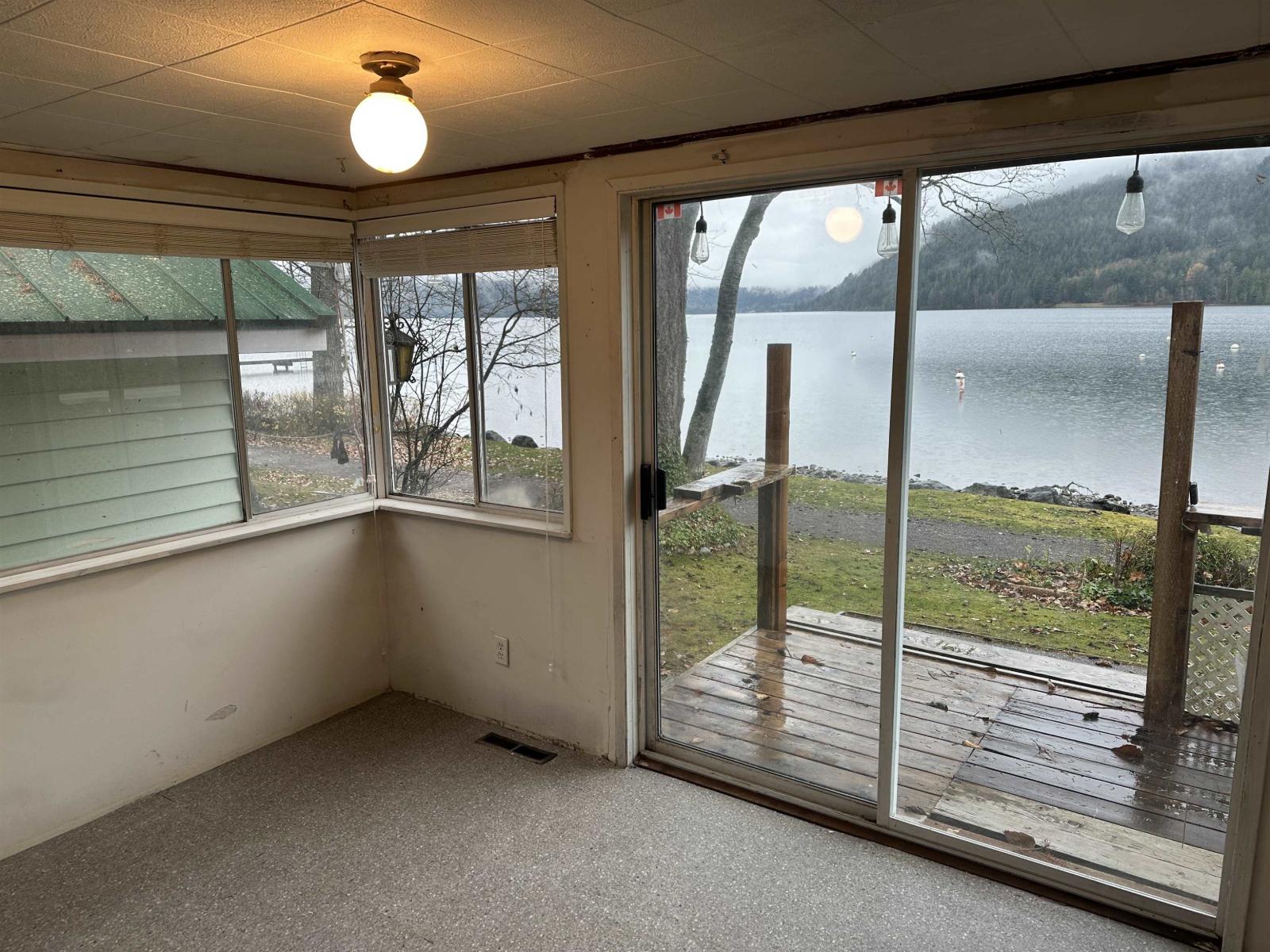 183 First Avenue, Cultus Lake North, Cultus Lake, British Columbia  V2R 4Z4 - Photo 13 - R3072480