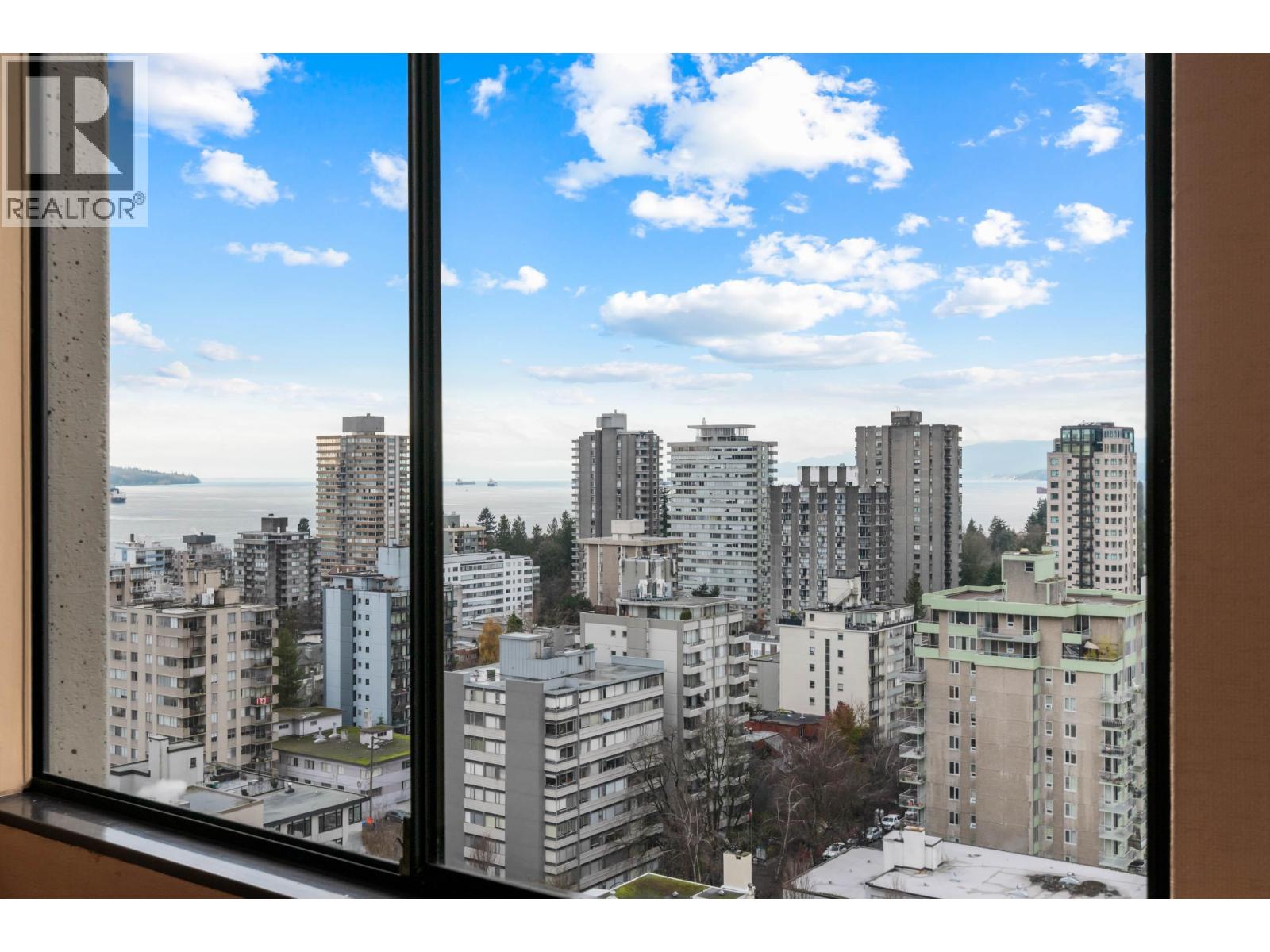 2004 1816 Haro Street, Vancouver, British Columbia  V6G 2Y7 - Photo 7 - R3072456