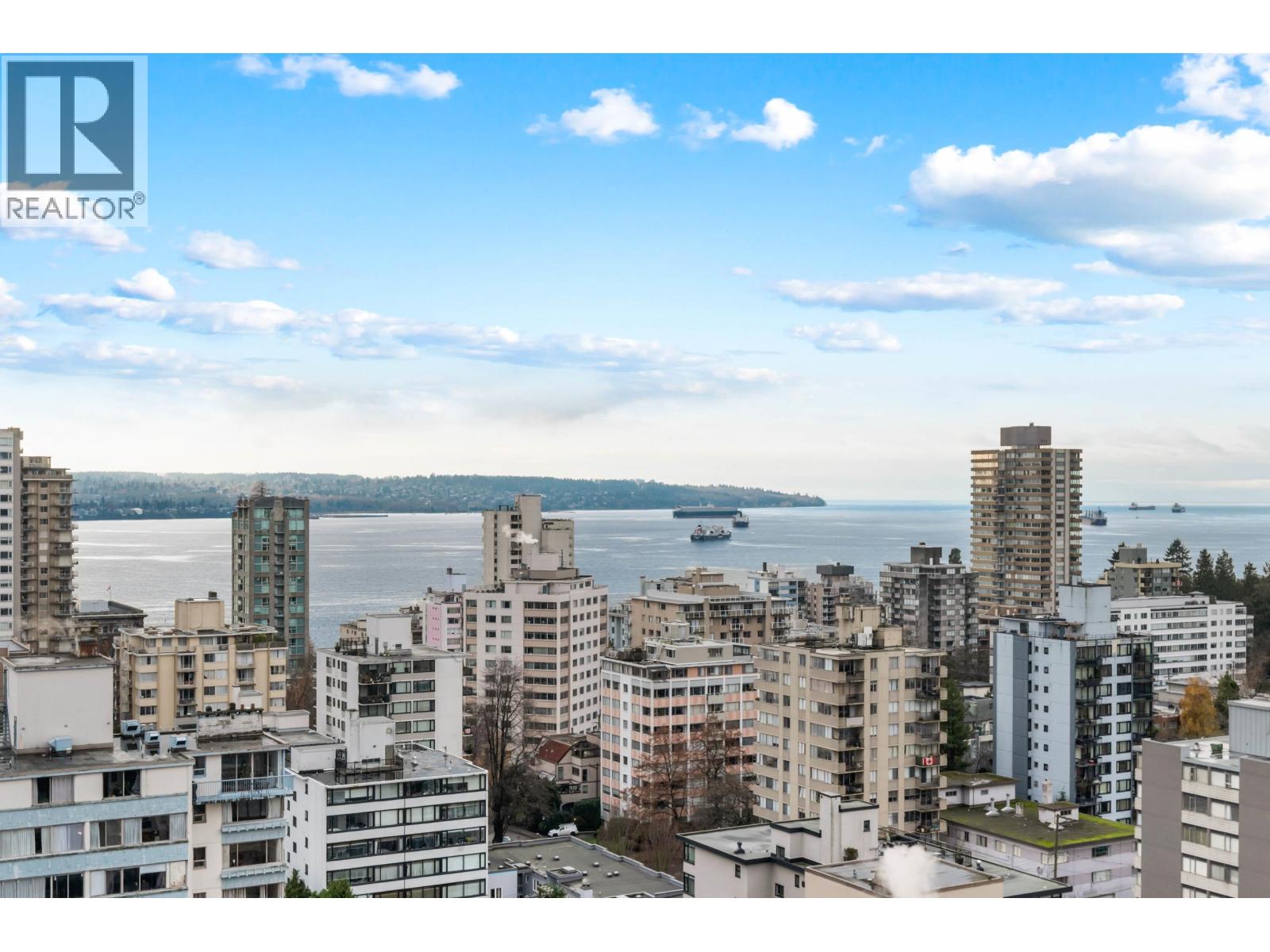 2004 1816 Haro Street, Vancouver, British Columbia  V6G 2Y7 - Photo 3 - R3072456