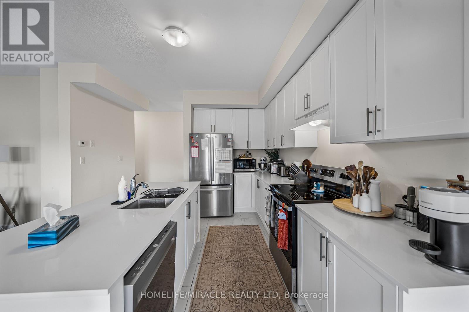 76 Oakmont Drive, Loyalist, Ontario  K0H 1G0 - Photo 13 - X12606068