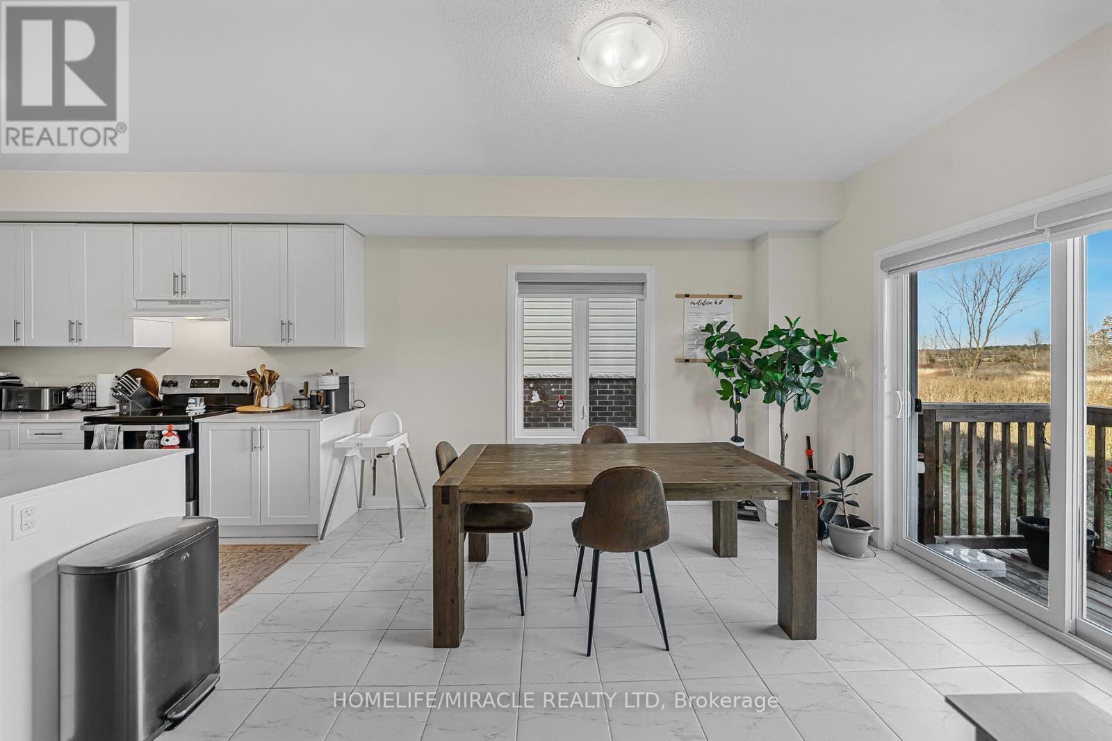 76 Oakmont Drive, Loyalist, Ontario  K0H 1G0 - Photo 16 - X12606068