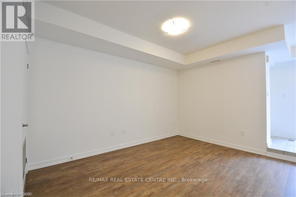 D1 - 10 Palace Street, Kitchener, Ontario  N2E 0J3 - Photo 10 - X12606114