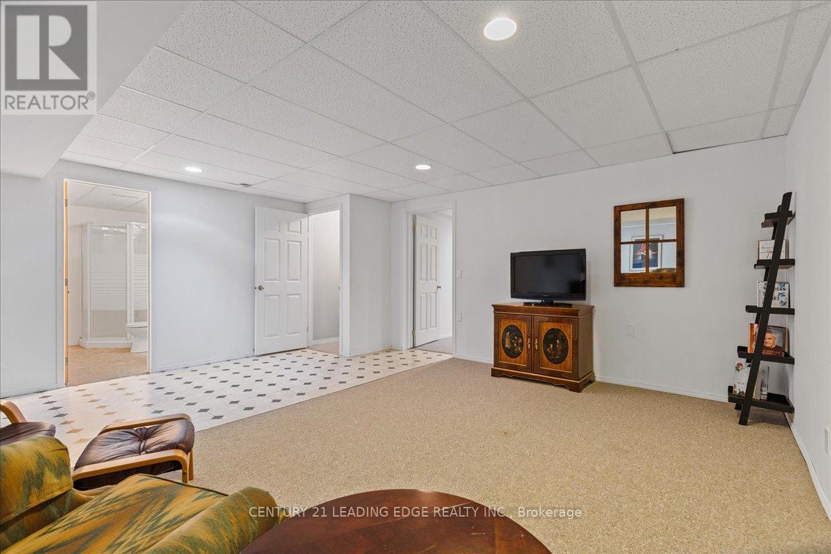 44 - 360 Erbsville Road, Waterloo, Ontario  N2T 2W2 - Photo 28 - X12606140