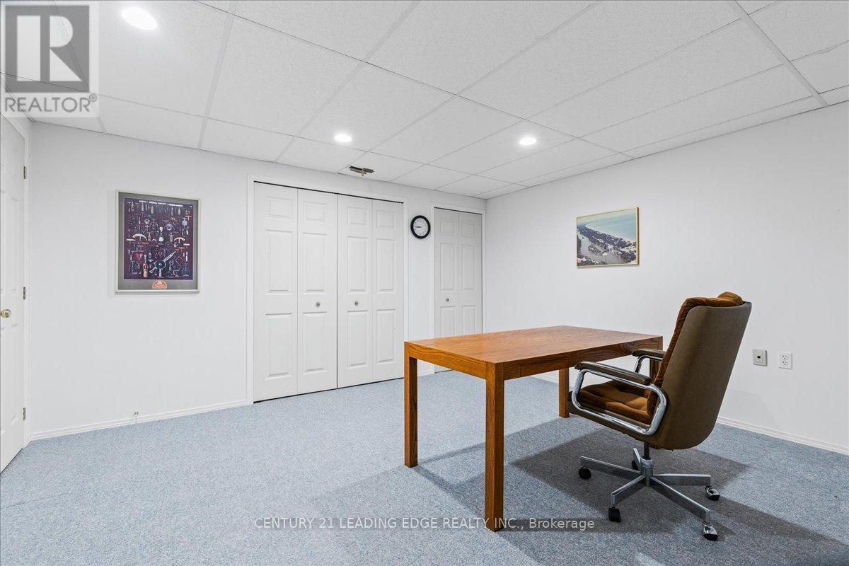 44 - 360 Erbsville Road, Waterloo, Ontario  N2T 2W2 - Photo 31 - X12606140