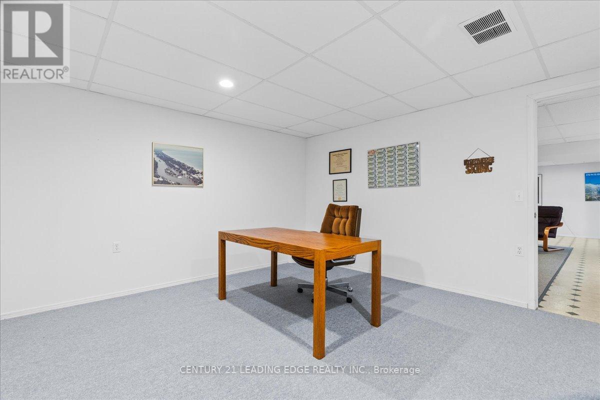 44 - 360 Erbsville Road, Waterloo, Ontario  N2T 2W2 - Photo 32 - X12606140