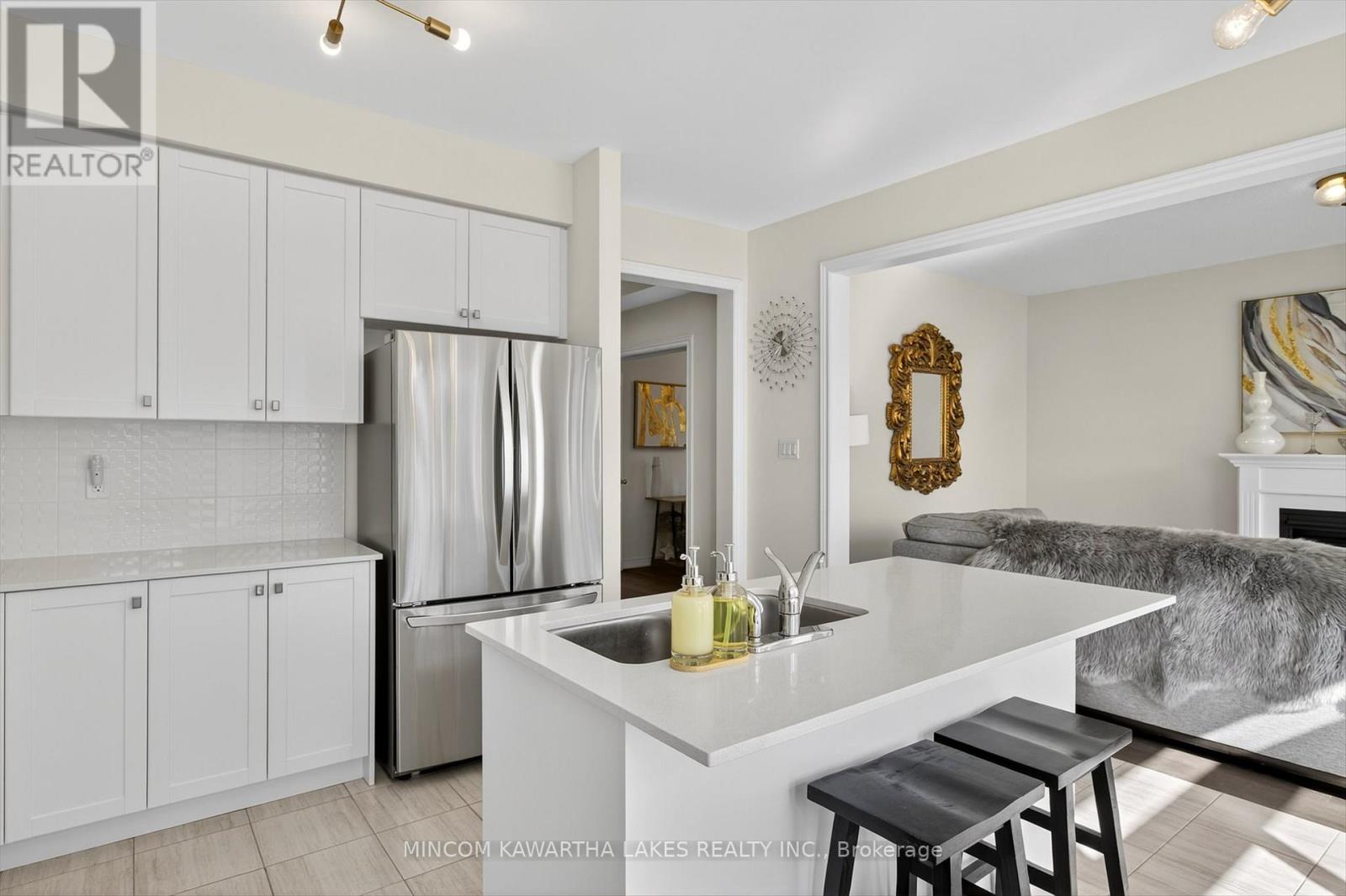 203 O'neil Street, Peterborough, Ontario  K9K 0H5 - Photo 11 - X12606202