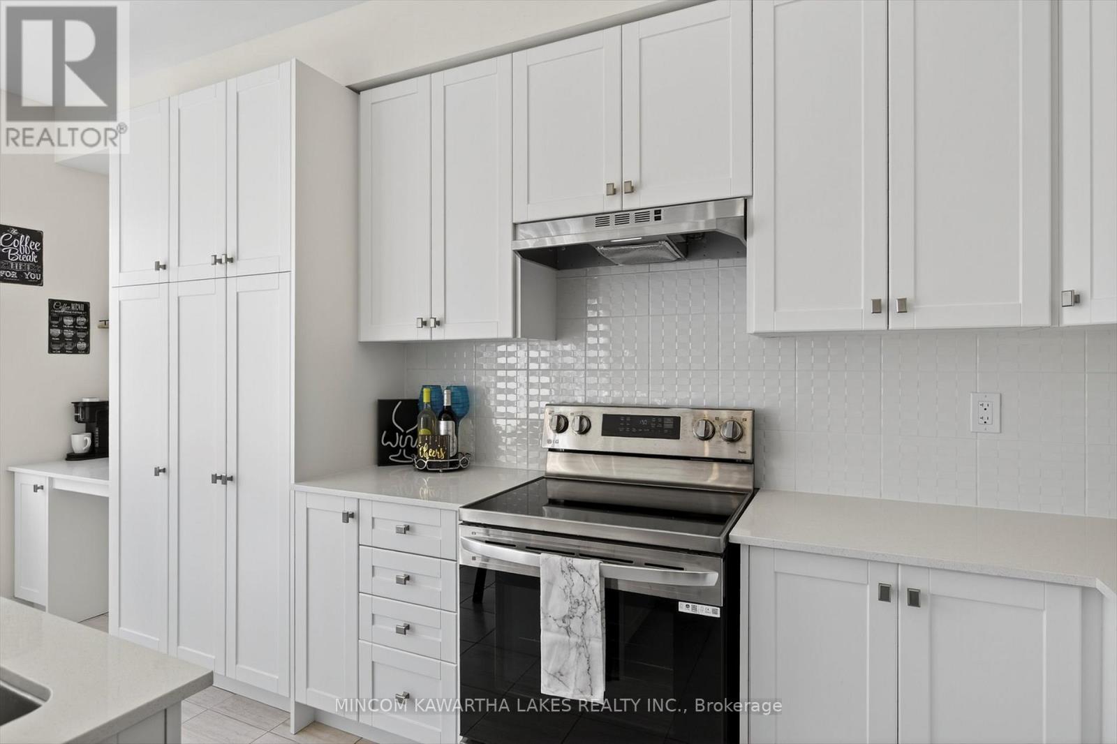 203 O'neil Street, Peterborough, Ontario  K9K 0H5 - Photo 14 - X12606202