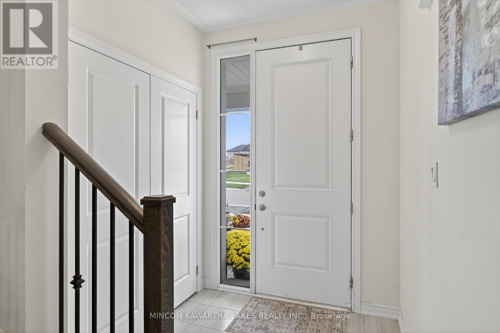 203 O'neil Street, Peterborough, Ontario  K9K 0H5 - Photo 3 - X12606202