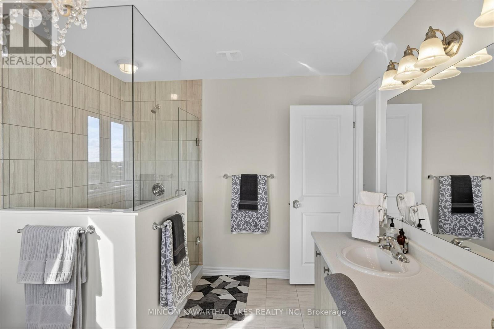 203 O'neil Street, Peterborough, Ontario  K9K 0H5 - Photo 31 - X12606202