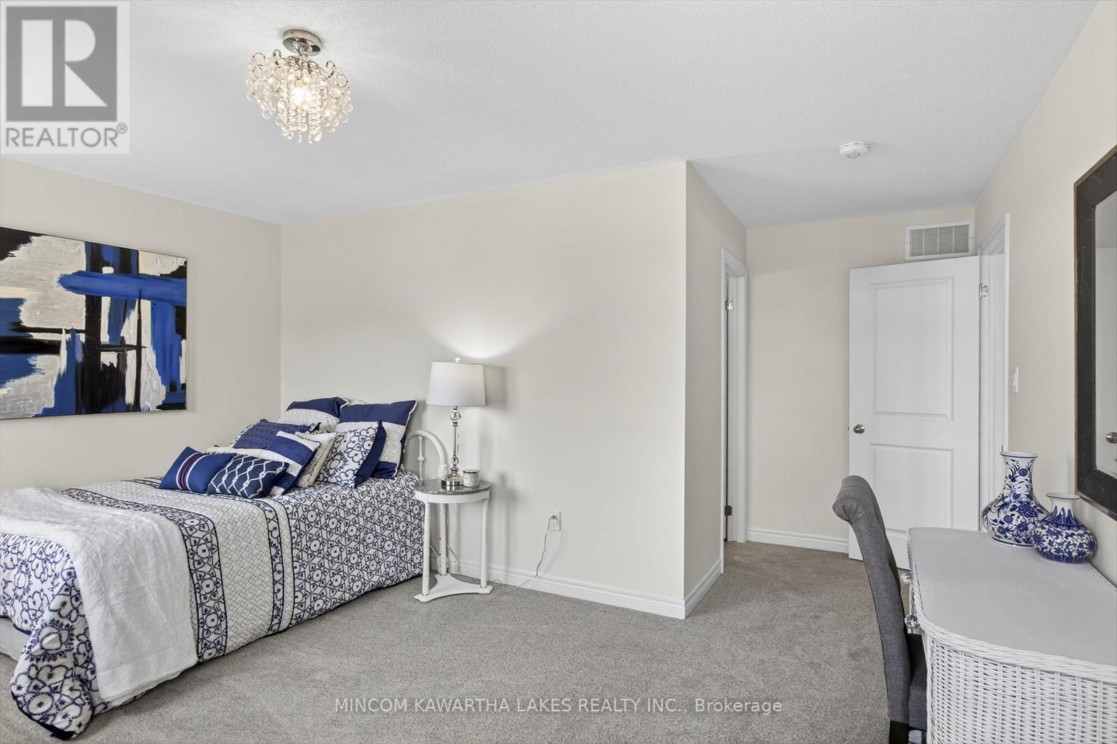 203 O'neil Street, Peterborough, Ontario  K9K 0H5 - Photo 36 - X12606202