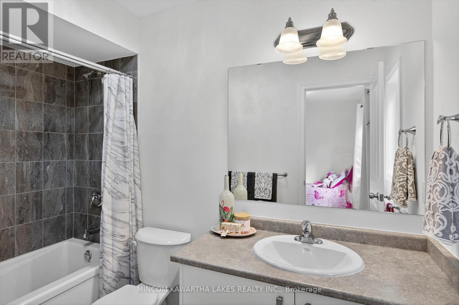 203 O'neil Street, Peterborough, Ontario  K9K 0H5 - Photo 39 - X12606202