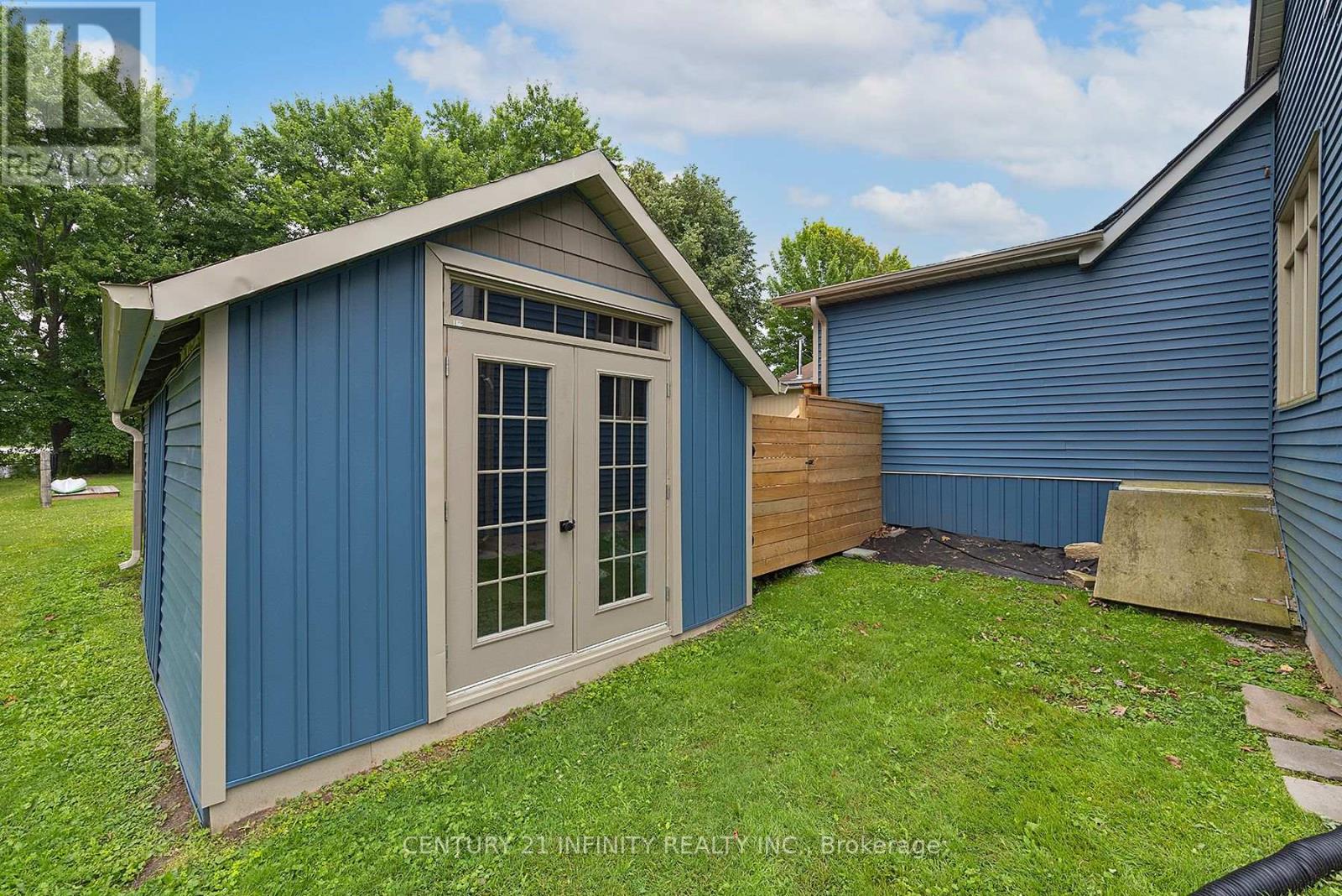 11 Campbell Street, Rideau Lakes, Ontario  K0G 1V0 - Photo 5 - X12606292