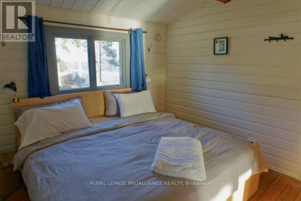 217 Cemetary Lane, Prince Edward County, Ontario  K0K 2T0 - Photo 17 - X12606316