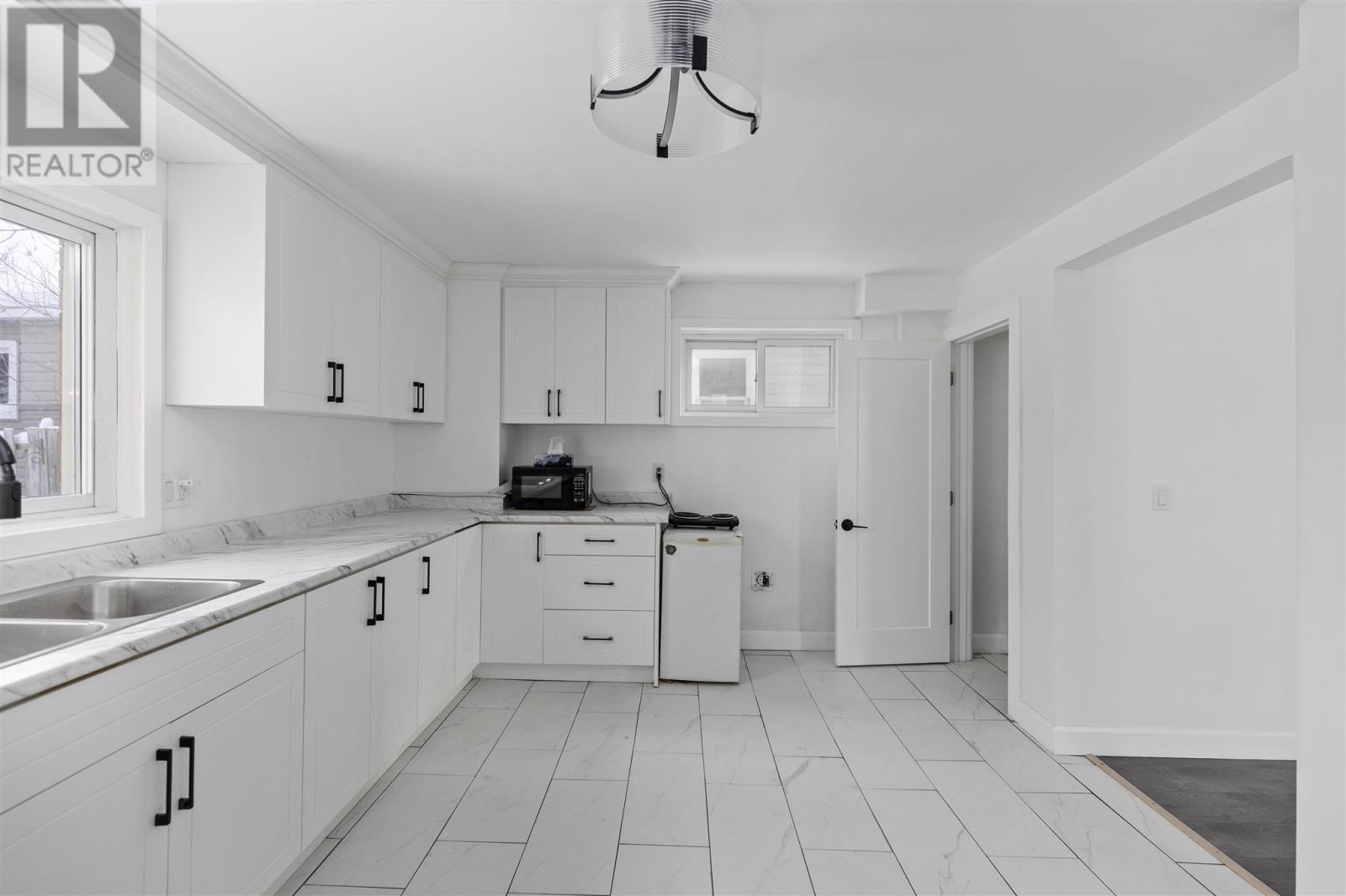 365 Bruce St, Sault Ste. Marie, Ontario P6B 1R1 - Photo 13 - SM253421