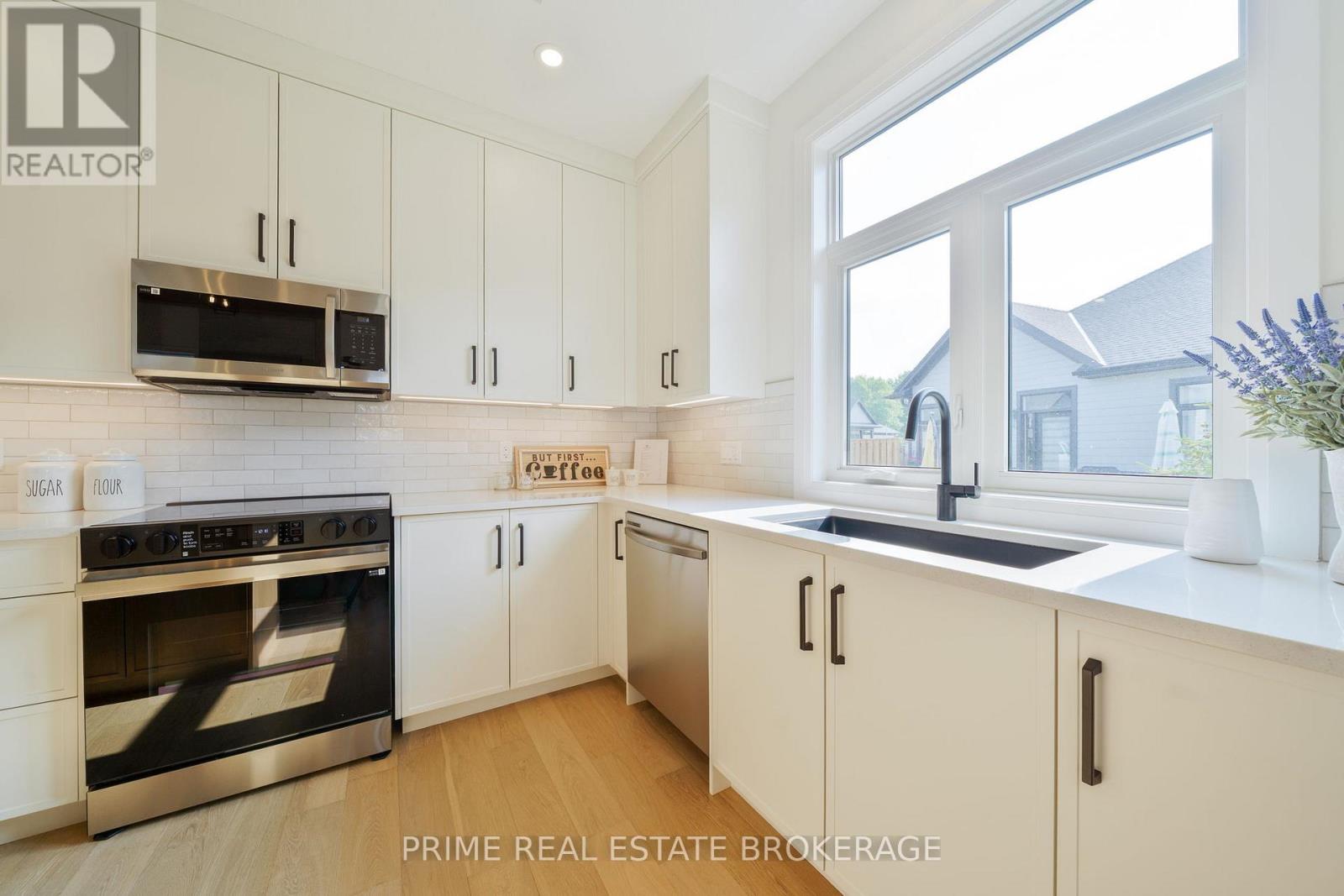 44 - 63 Compass Trail, Central Elgin, Ontario  N5L 0B4 - Photo 11 - X12606244