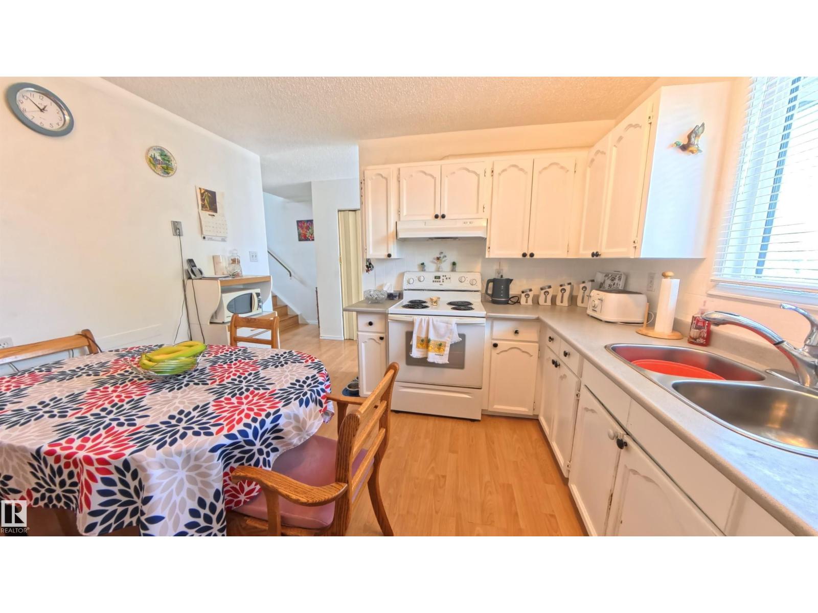 3122 142 Av Nw, Edmonton, Alberta  T5Y 1H2 - Photo 9 - E4467565