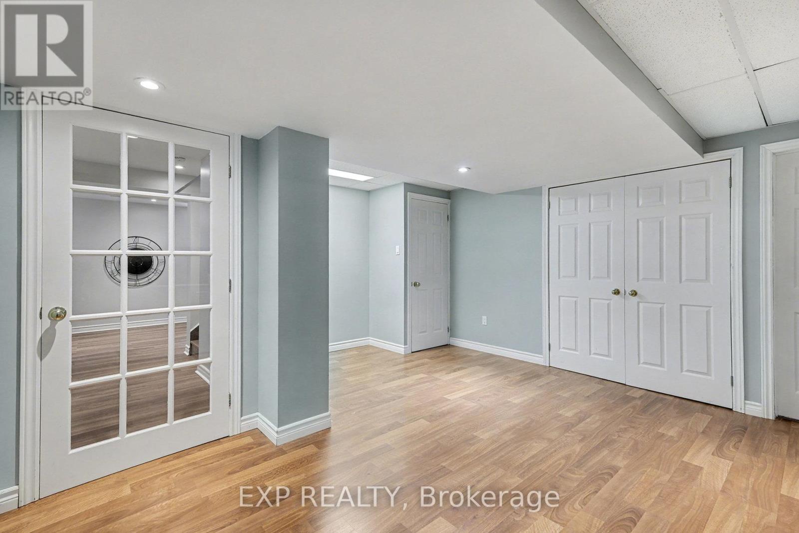 26 Thresher Avenue, Ottawa, Ontario  K2S 1X8 - Photo 15 - X12606212