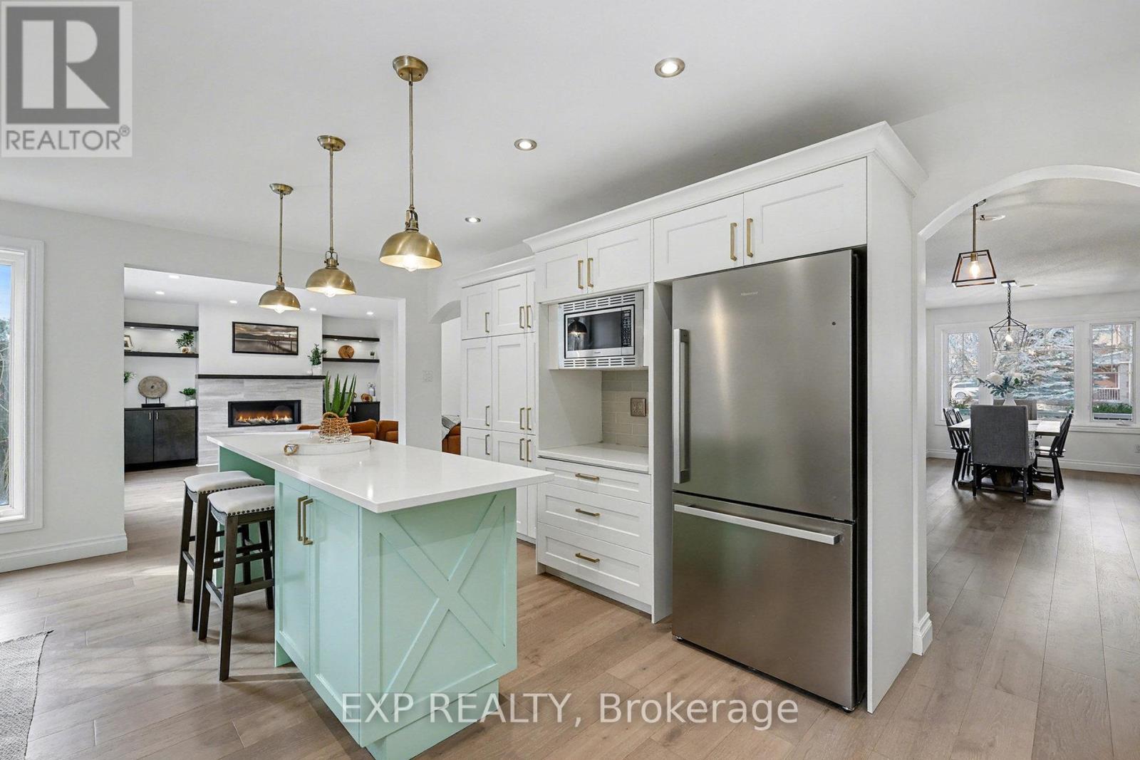 26 Thresher Avenue, Ottawa, Ontario  K2S 1X8 - Photo 9 - X12606212