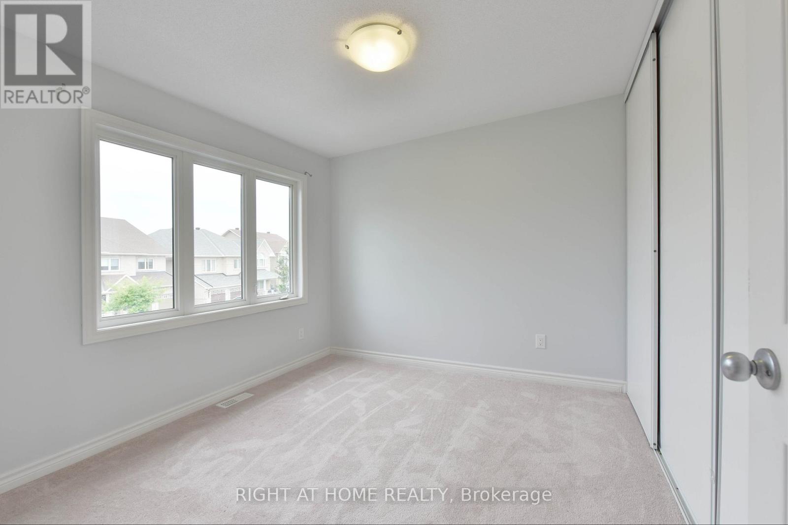 322 Brettonwood Ridge, Ottawa, Ontario  K2T 0H8 - Photo 20 - X12606322