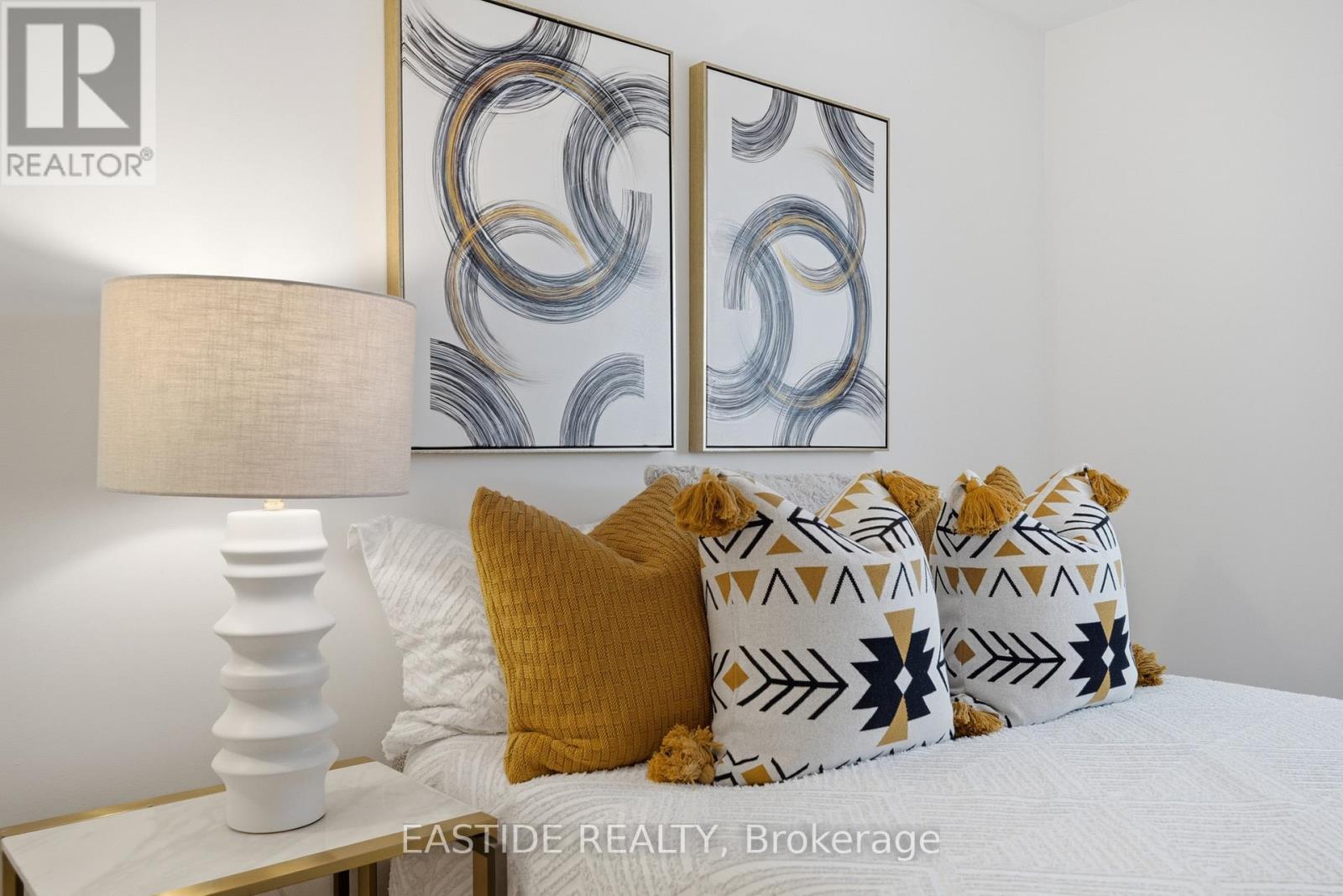 2909 Salerno Crescent, Mississauga, Ontario  L5N 1T3 - Photo 31 - W12603498